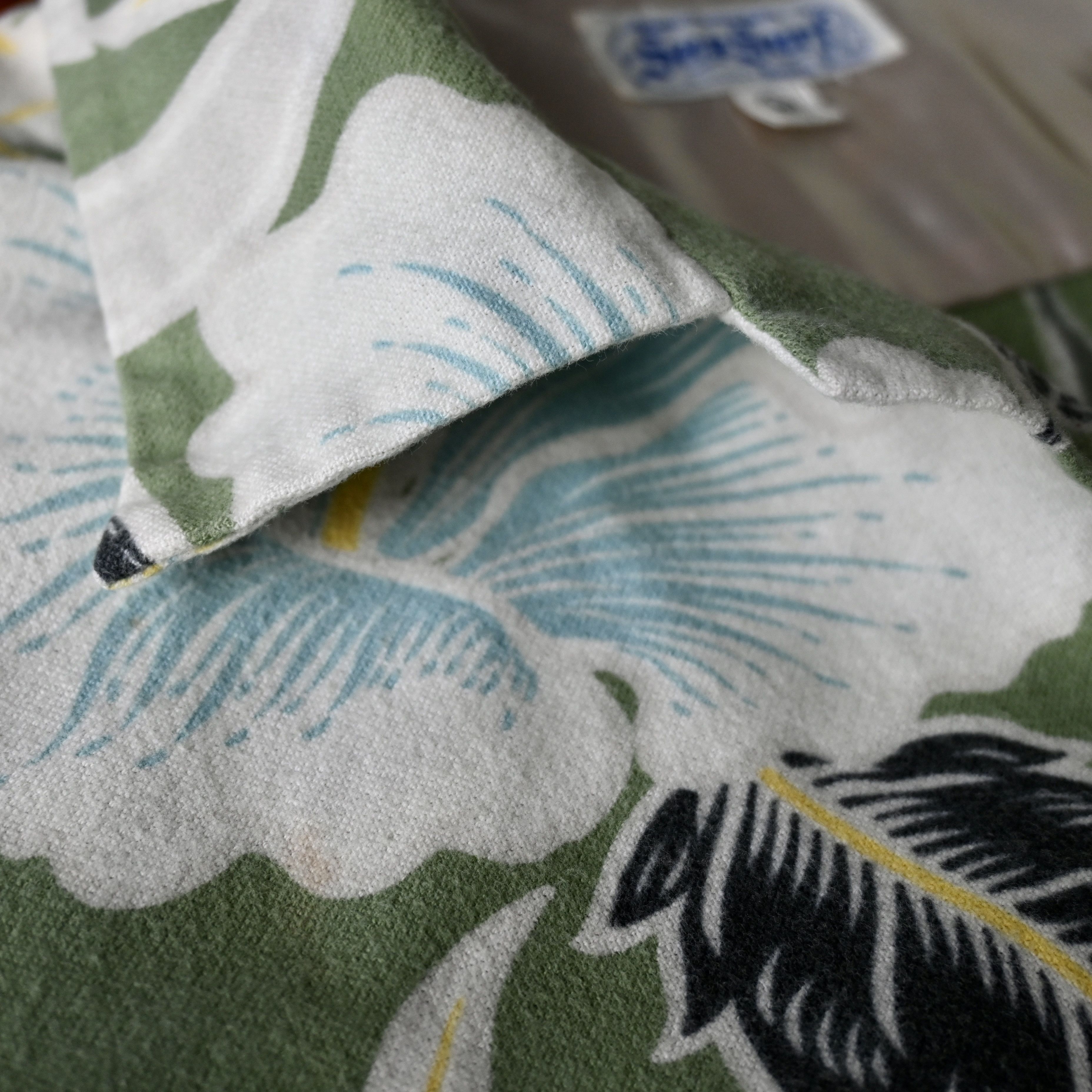 Sun Surf SUN SURF oriental botany flannel Hawaiian shirt, size L Size US L / EU 52-54 / 3 - 12 Thumbnail