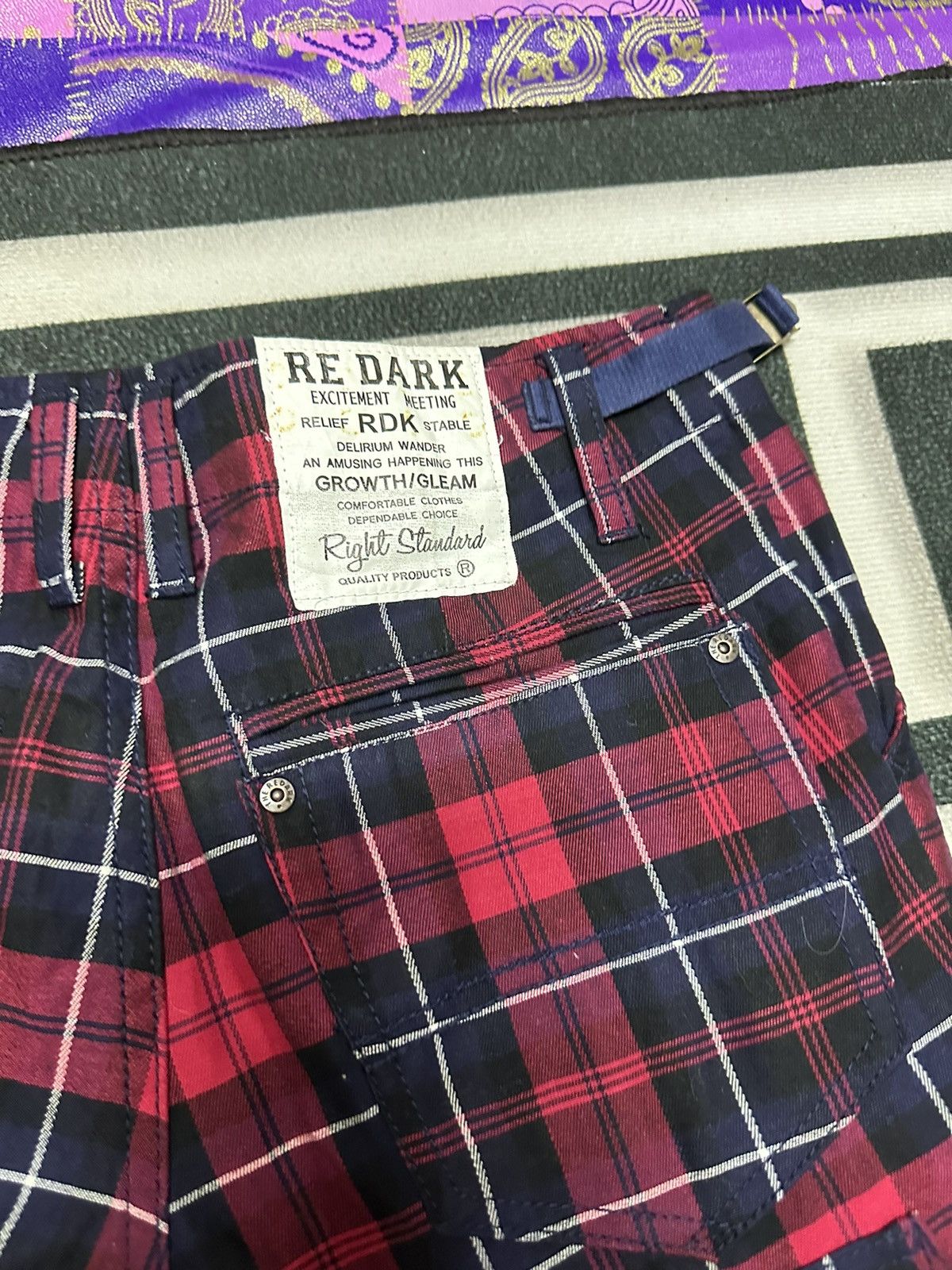 Japanese Brand Re Dark japanesse brand red tartan pants Size US 31 - 4 Thumbnail