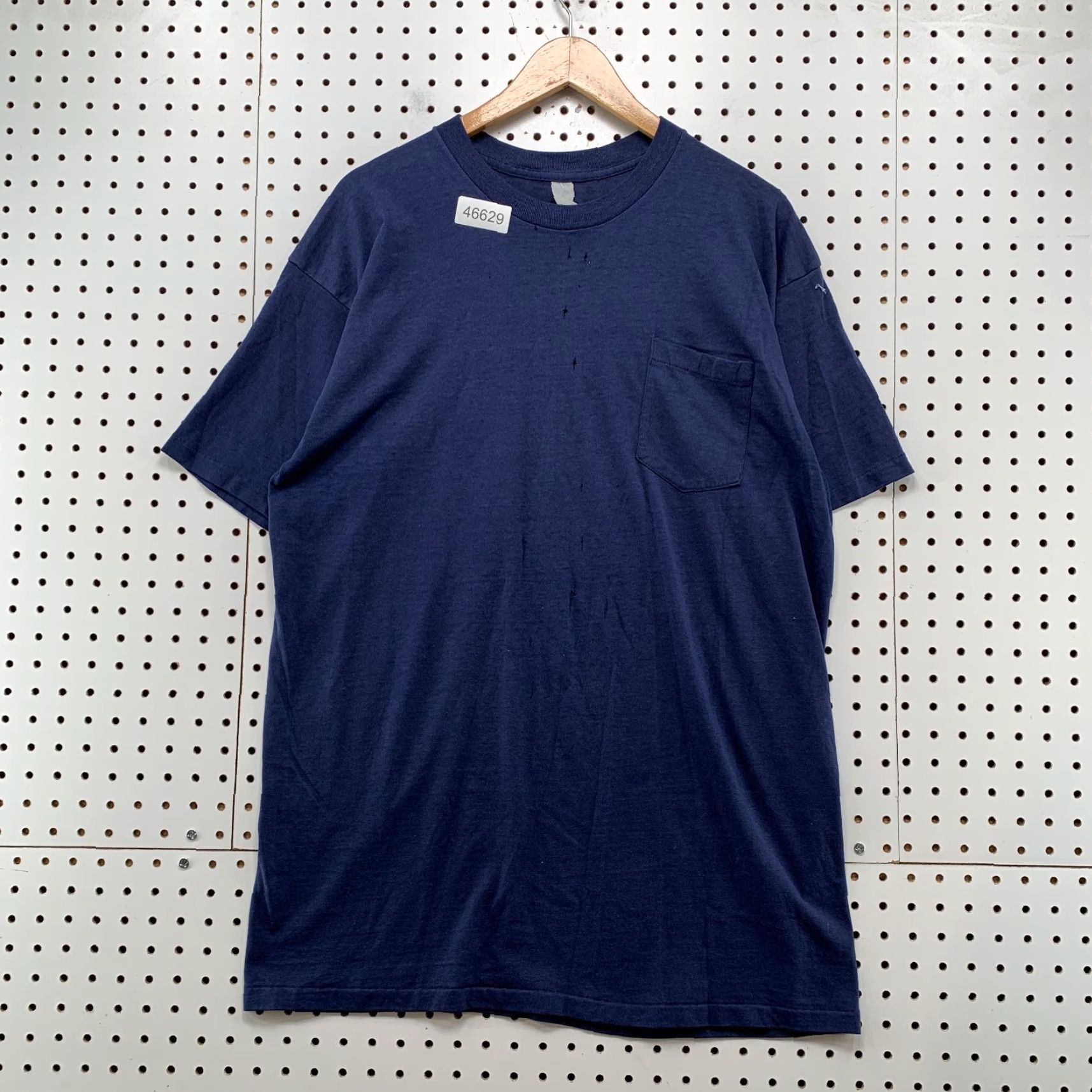 Thrasher VINTAGE Thrashed Pocket Shirt Men Large Navy Blue Distressed Single Stitched USA Shirt Mens L Blue 80s Size US L / EU 52-54 / 3 - 2 Thumbnail
