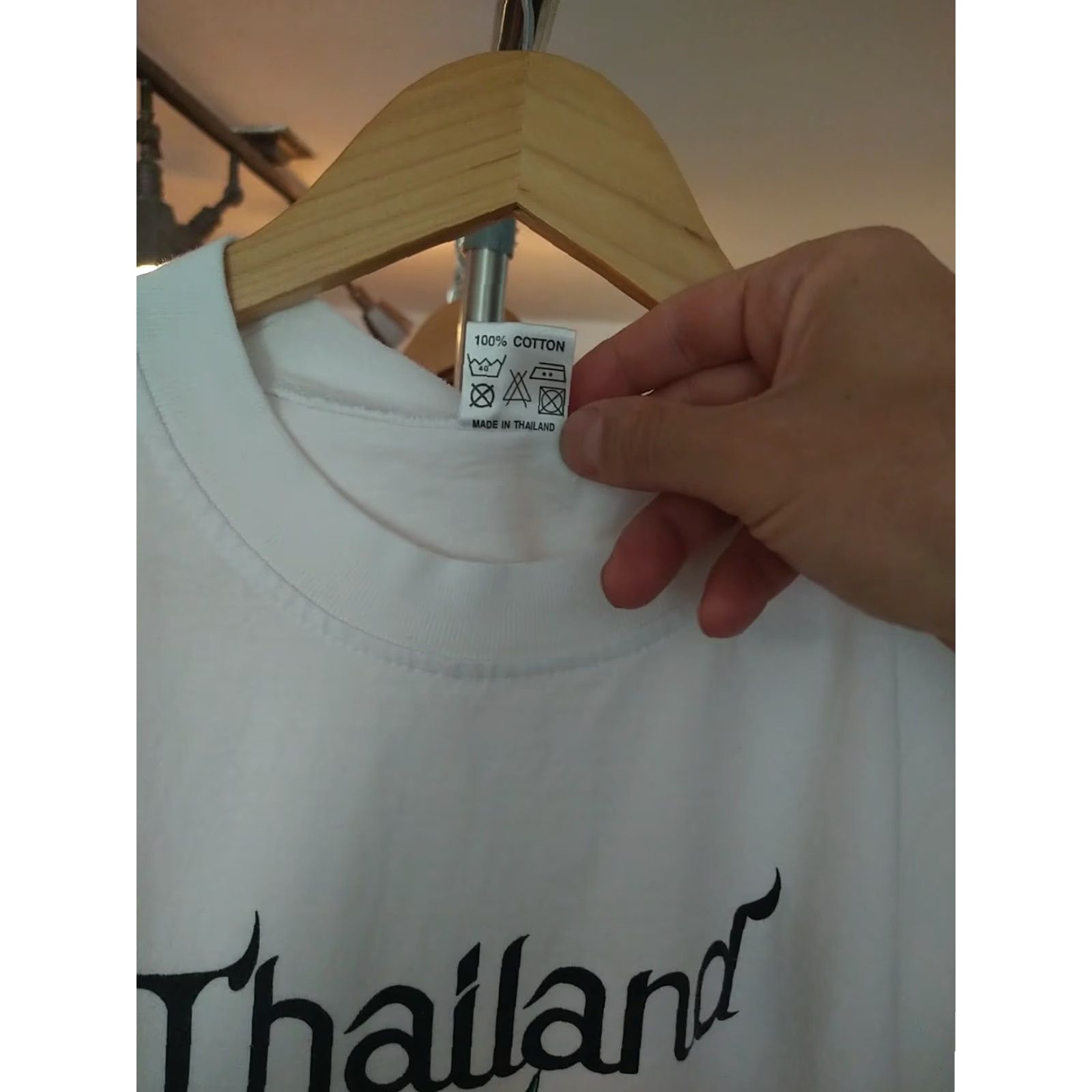 Vintage Travel Thailand Arts And Crafts T-shirt L White Men Art Nice Print Made in Thailand Size US L / EU 52-54 / 3 - 3 Thumbnail