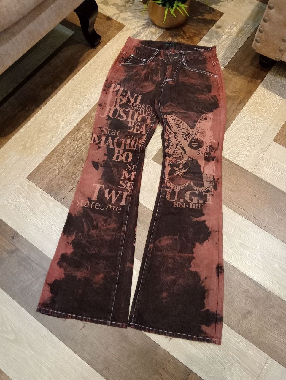 If Six Was Nine 4954151 HM+DIE DEAD OR ALIVE DOA FLARED PRINTED PANTS Size US 29 - 2 Thumbnail