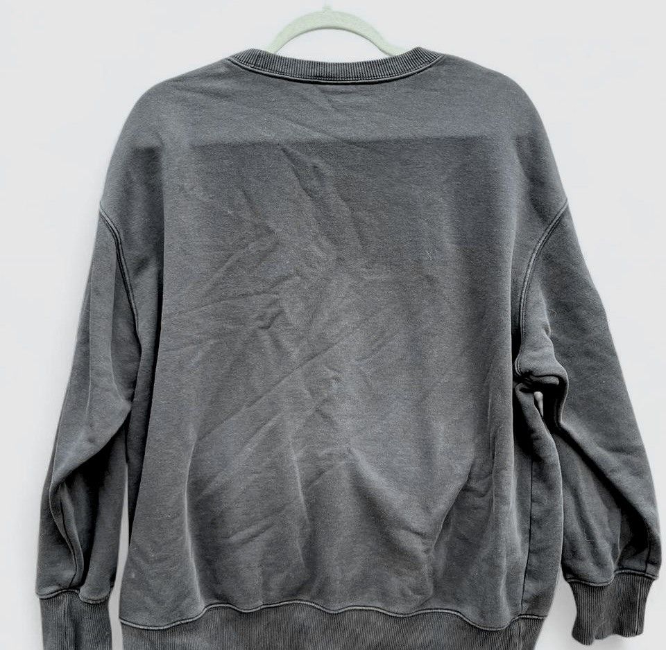 Nike Vintage 90s Nike Center Swoosh Crewneck Faded Boxy Fit Large Size US L / EU 52-54 / 3 - 5 Thumbnail