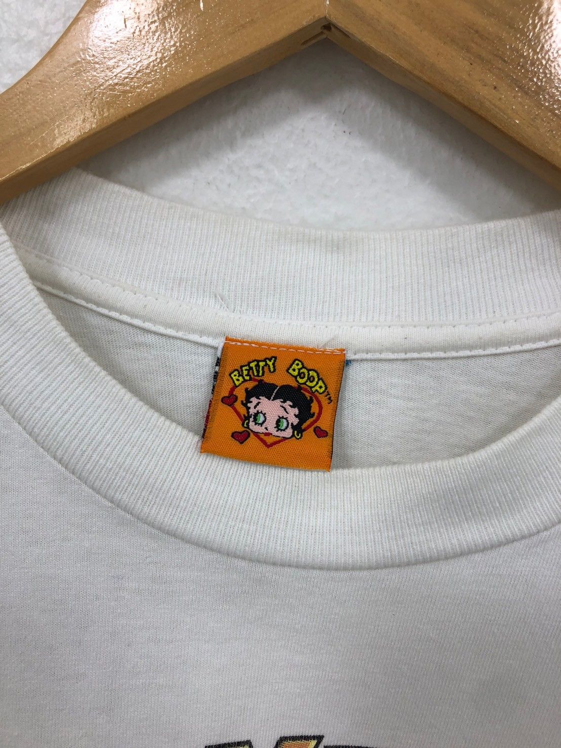 Vintage Vintage 2000's Bbetty Boop shirt Hollyboop BN Size US L / EU 52-54 / 3 - 9 Thumbnail
