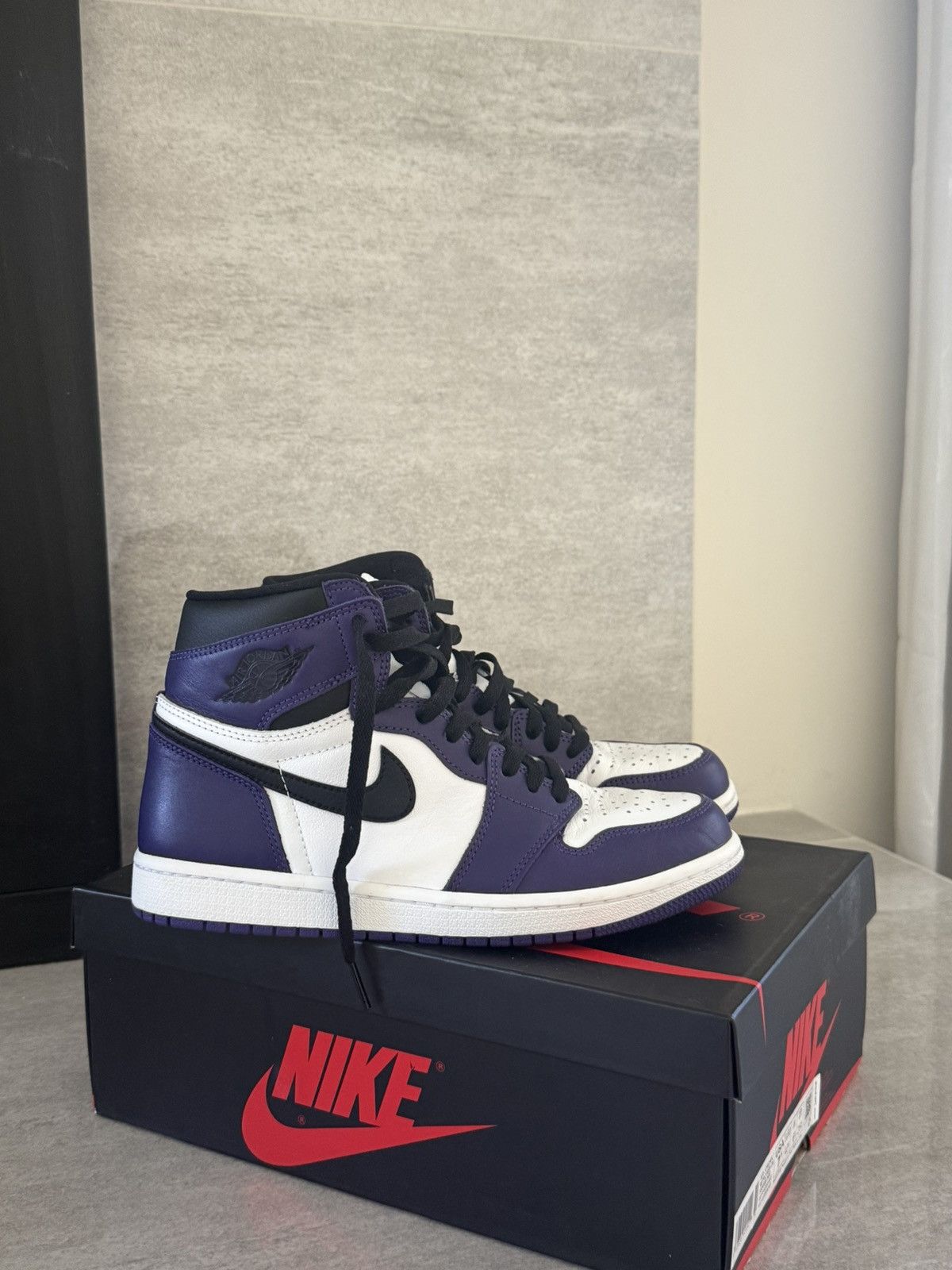 Jordan Brand Air Jordan 1 Court Purple Retro High OG Size US 7.5 / EU 40-41 - 1 Thumbnail