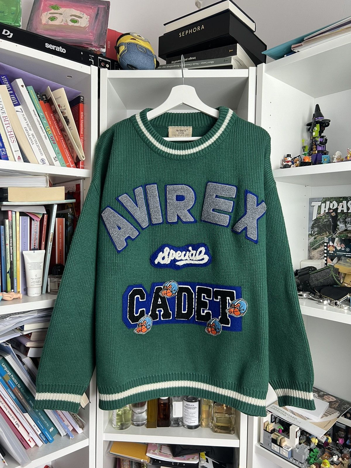 image of Vintage 90's Avirex Cadet Green Wool Knitted Sweater Y2K, Men's (Size XL)