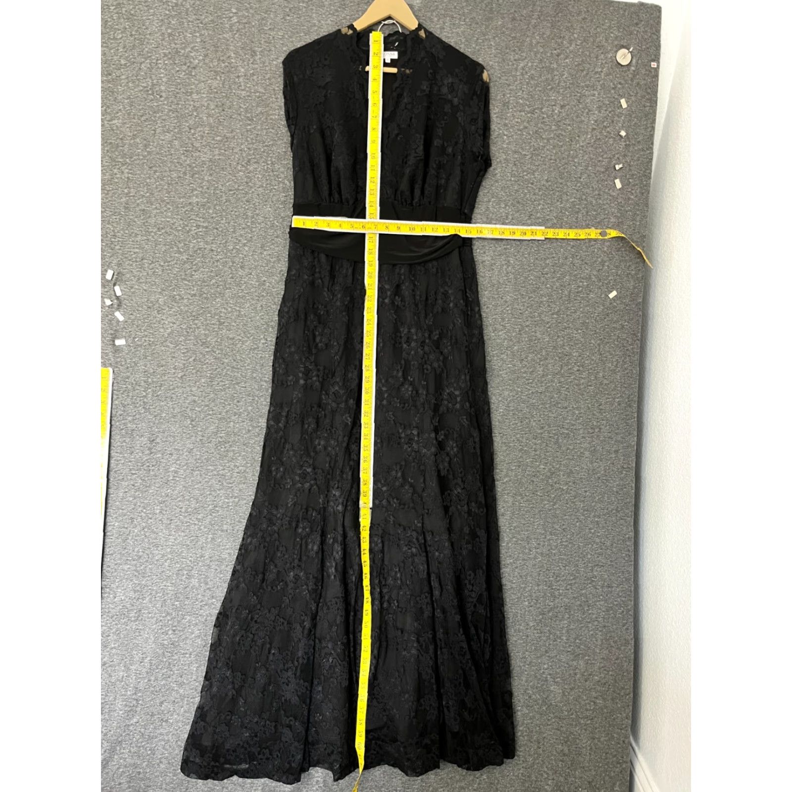 Vintage Kiyonna Black Lace V-Neck Overlap Sleeveless Dress Juniors Women's Size 1 Size XS / US 0-2 / IT 36-38 - 4 Thumbnail