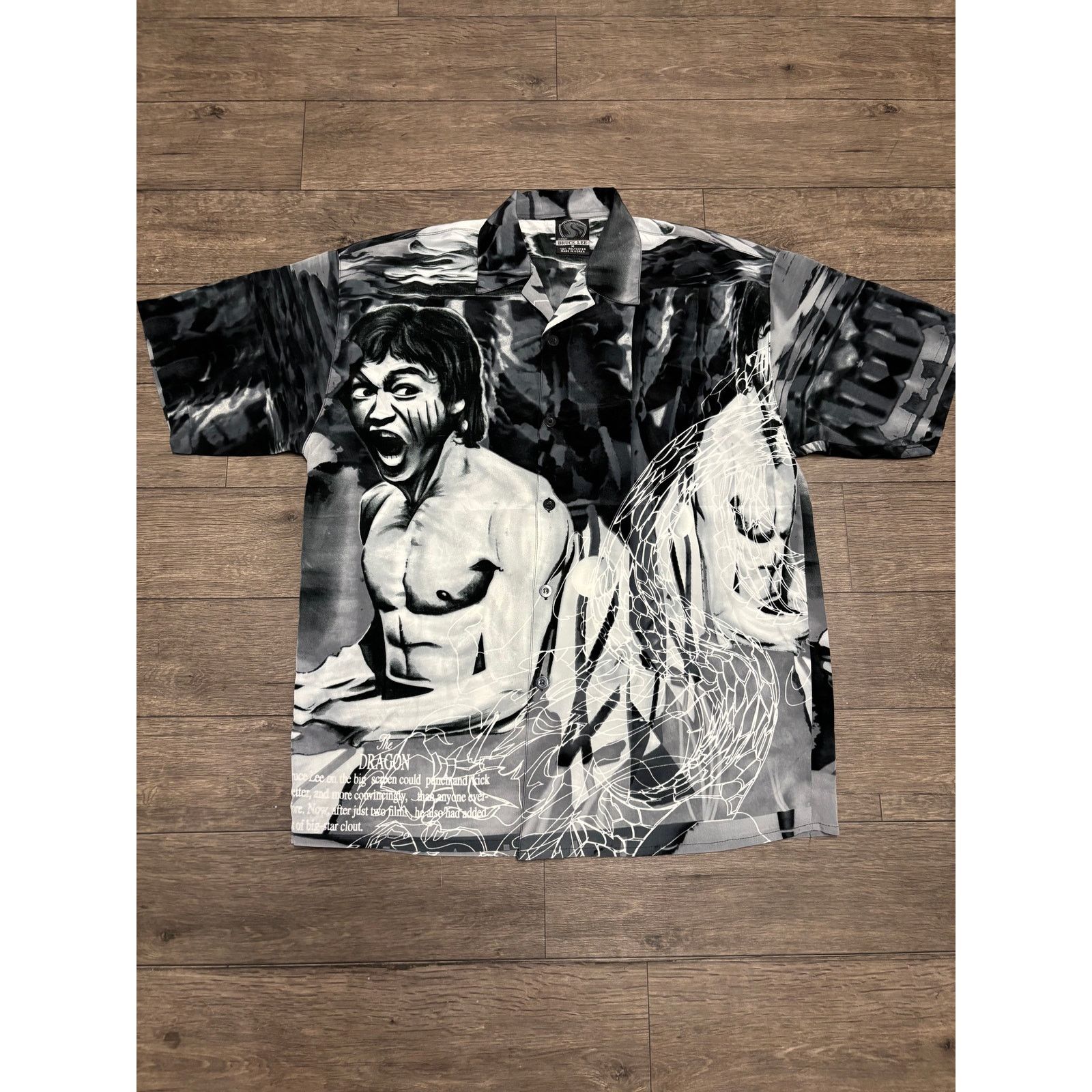 Vintage Vintage Bruce Lee AOP Button Shirt Sz M Size US M / EU 48-50 / 2 - 1 Thumbnail