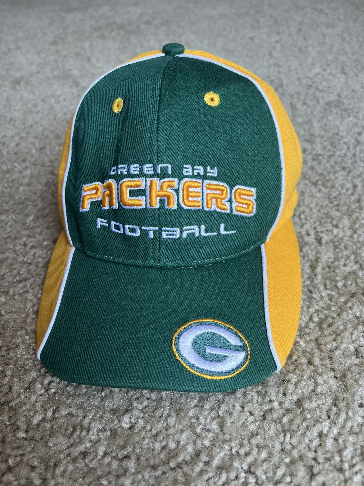 NFL Green Bay Packer Hat Velcro Size ONE SIZE - 1 Thumbnail