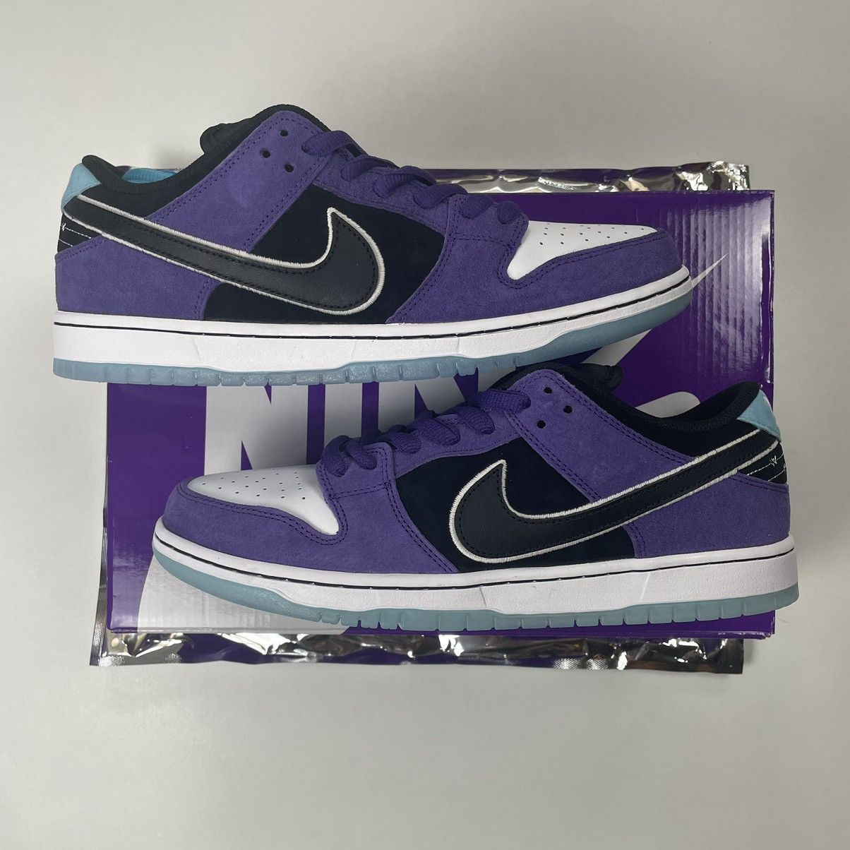 Nike SB Nike SB Dunk Low Hayley Wilson Size US 10.5 / EU 43-44 - 4 Thumbnail