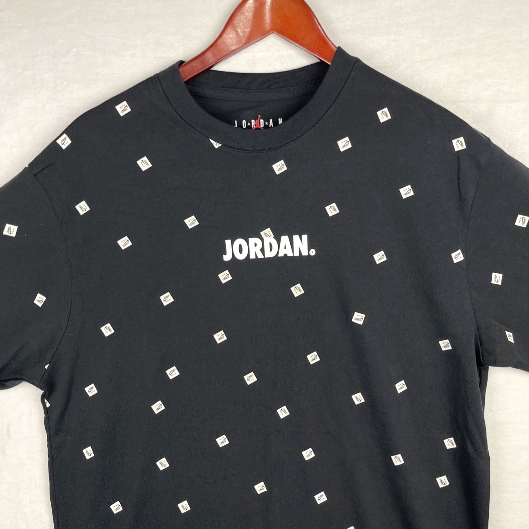 Jordan Brand Jordan Shirt Mens Medium Black Jumpman Short Sleeve Nike T-Shirt Size US M / EU 48-50 / 2 - 3 Thumbnail