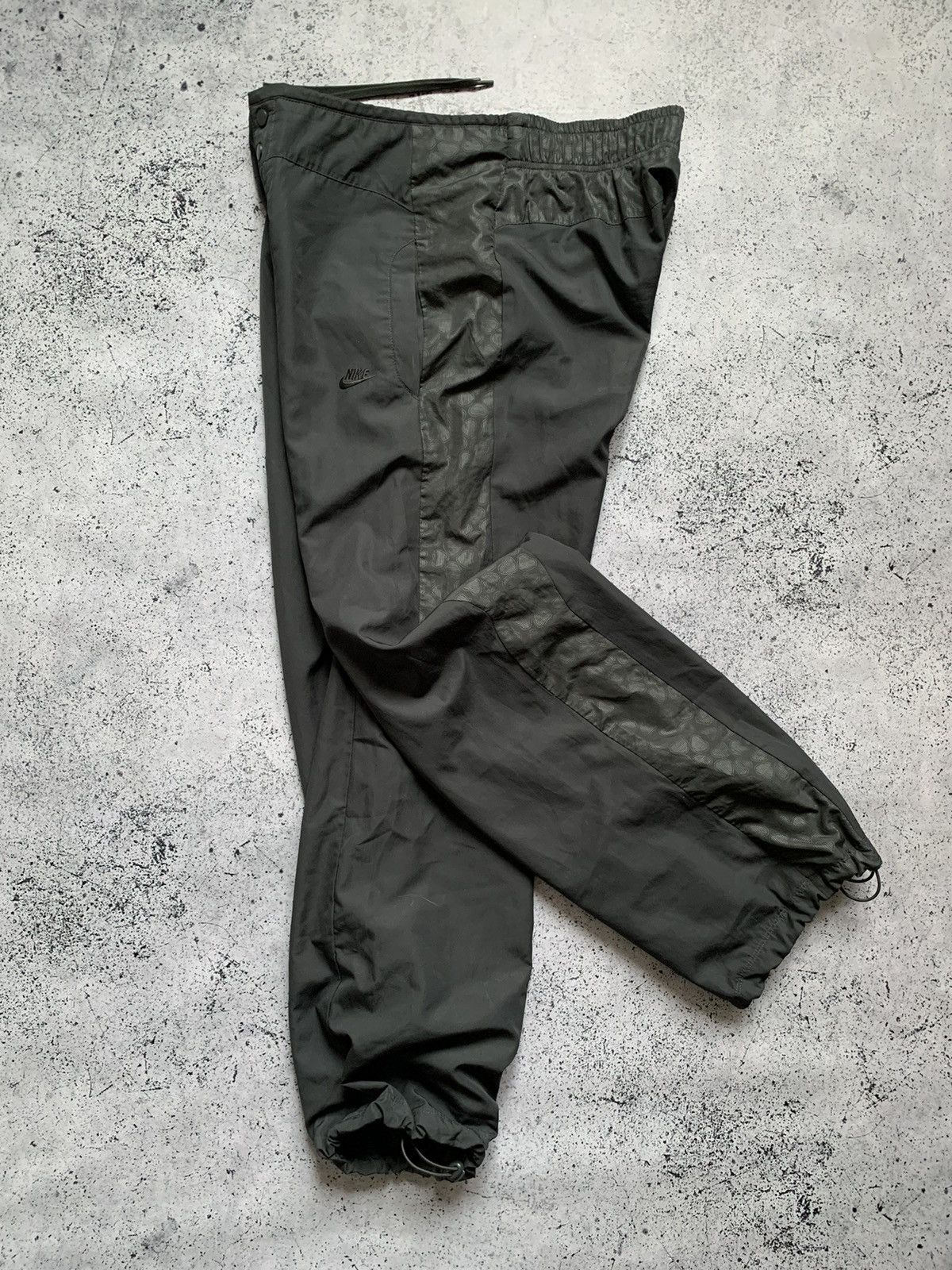 Nike × Vintage Vintage Nike Baggy Track Pants Drill Japanese Fit Y2K USA Size US 32 / EU 48 - 1 Thumbnail