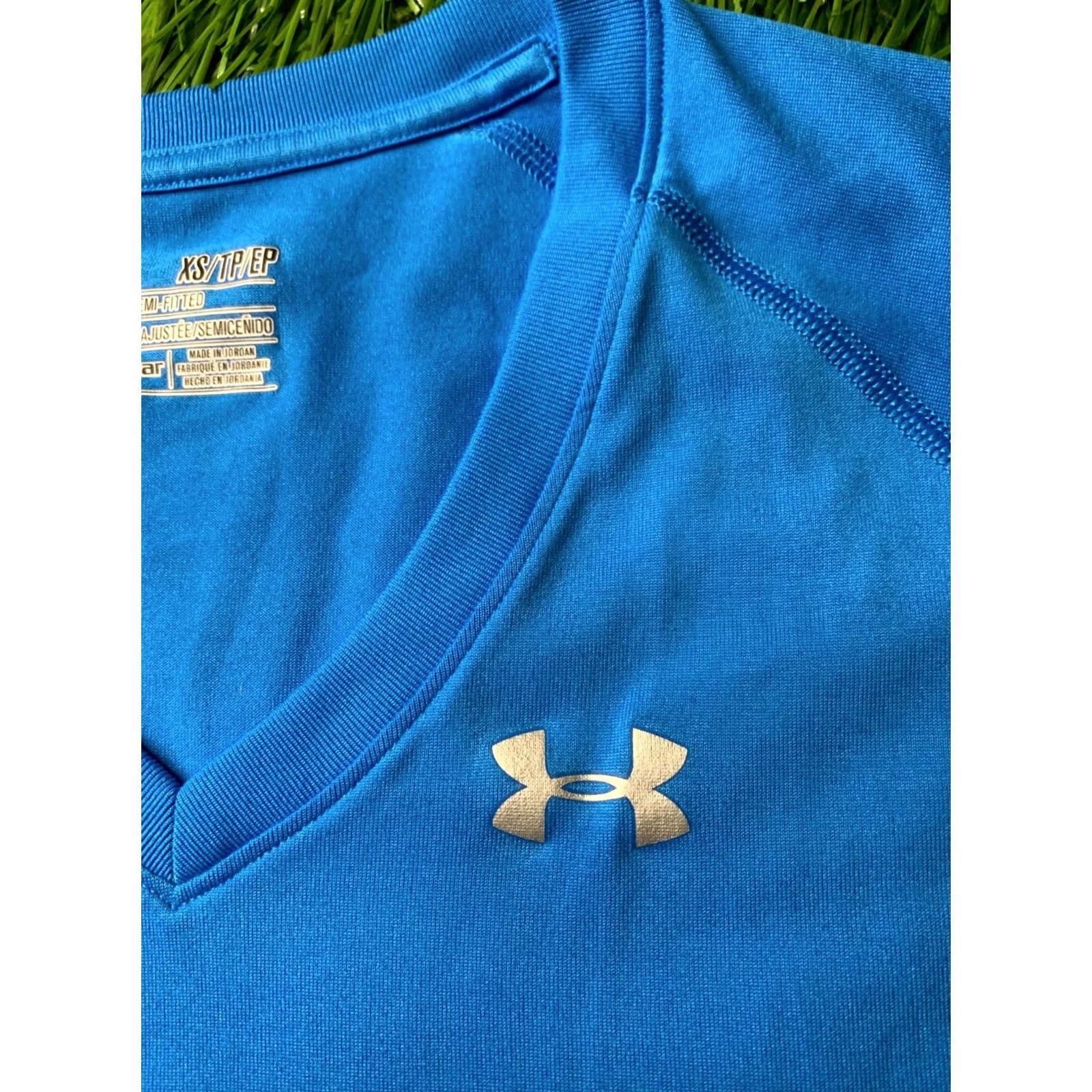 Under Armour UNDER ARMOUR HEATGEAR WOMEN COMPRESSION TRAINING SHIRT JERSEY ORIGINAL SIZE XS BLUE Size XS / US 0-2 / IT 36-38 - 4 Thumbnail