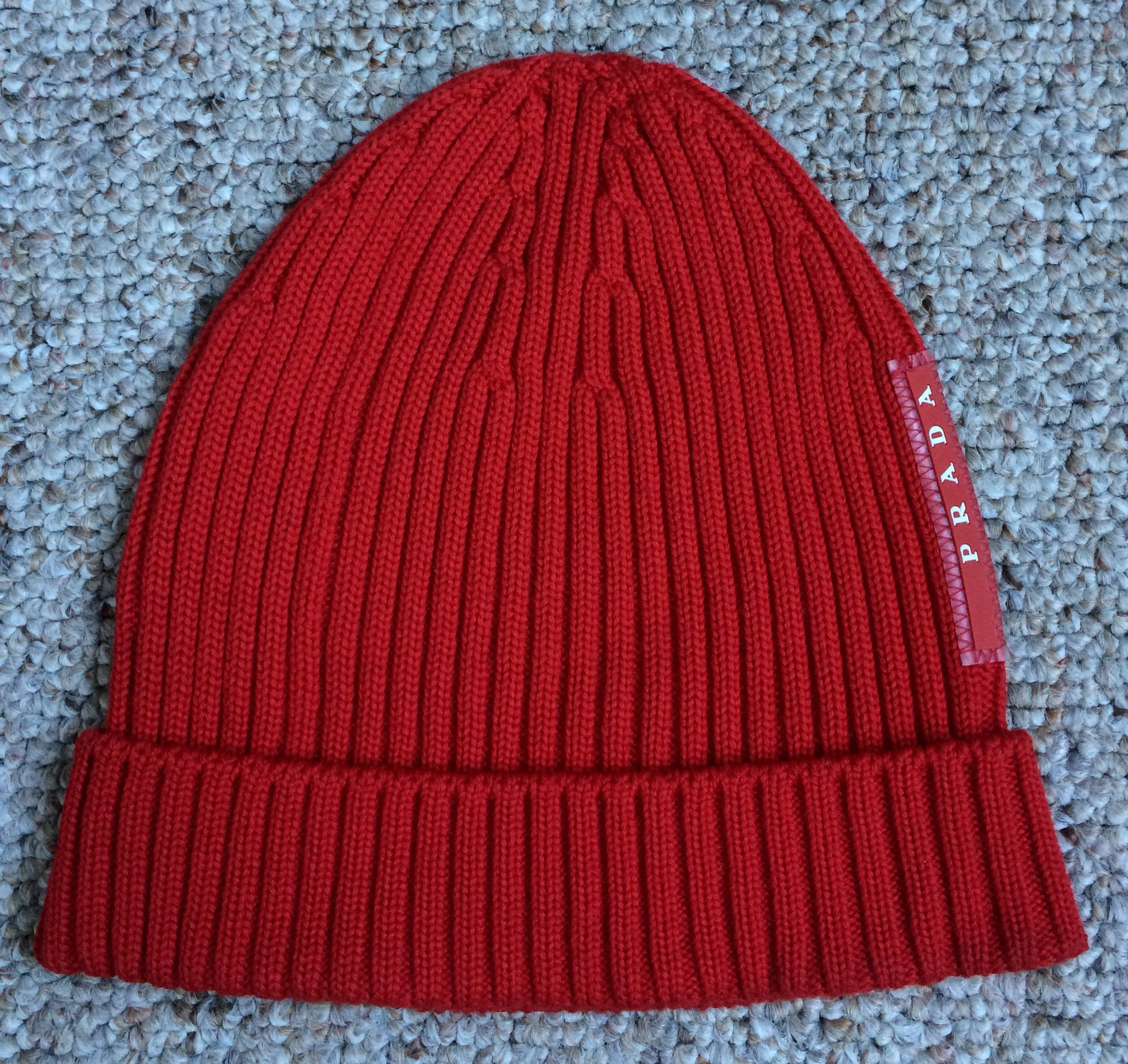 PRADA ニット帽　FW 2007 コレクション Prada Red Mohair Mohawk Beanie Hat FW 2007 | Grailed