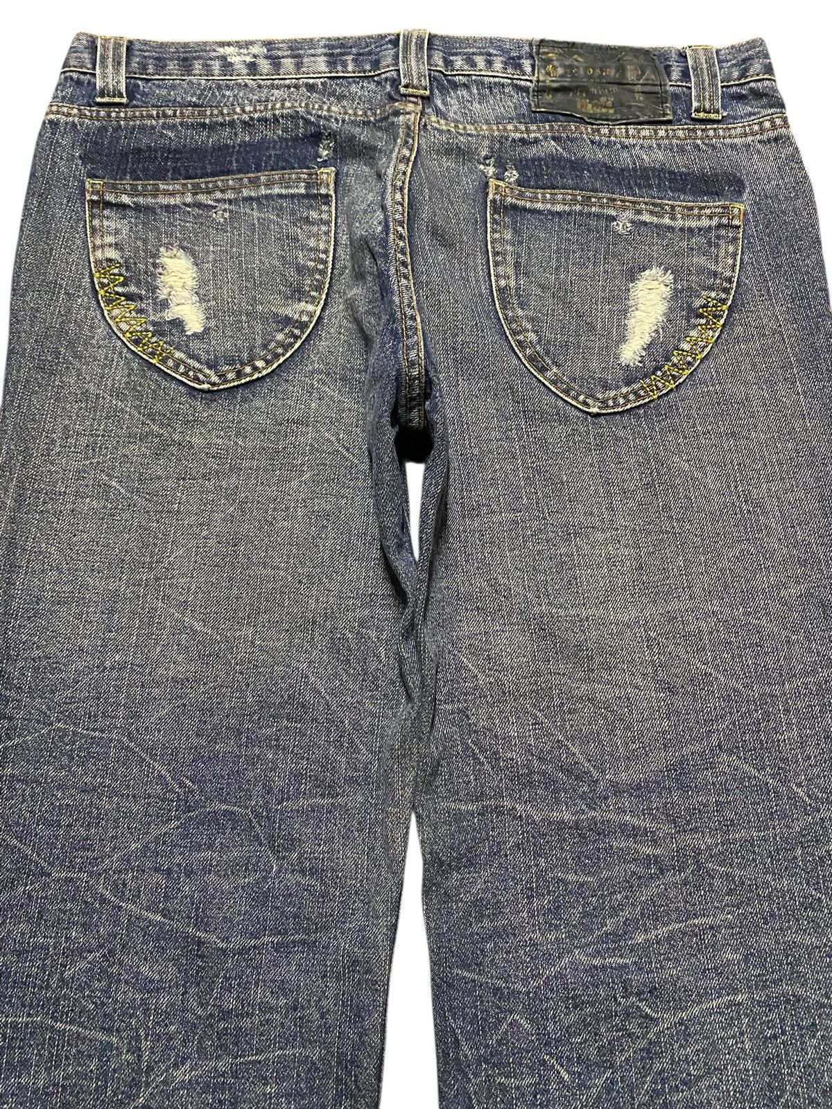 Le Grande Bleu (L.G.B.) Vintage Japanese Brand Thunder Distressed Little Bootcut Size US 35 - 4 Thumbnail