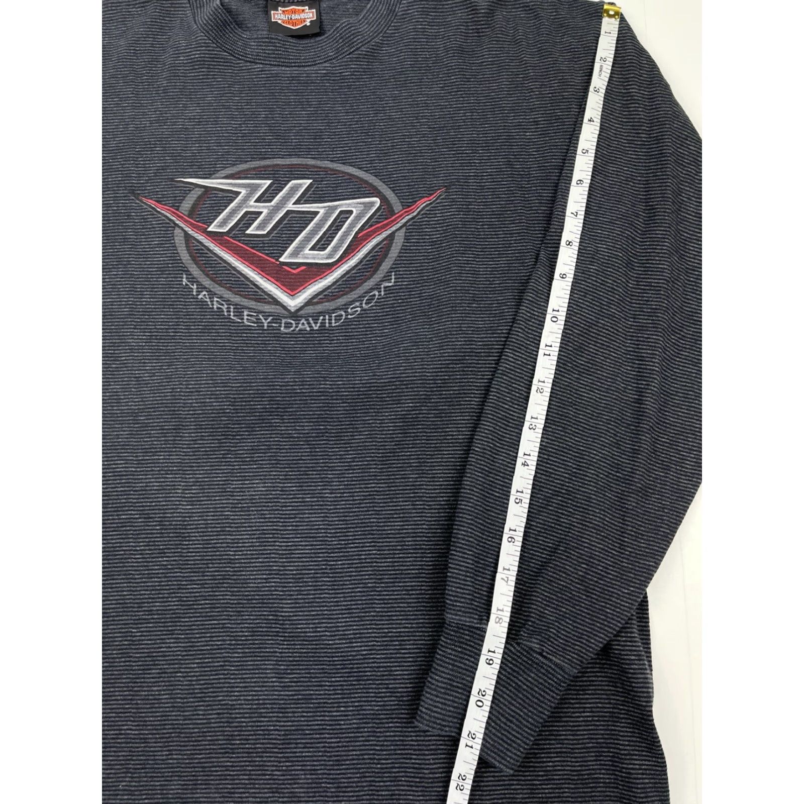 Harley Davidson VINTAGE Harley-Davidson Shirt M Gray Long Sleeve Crew Neck Striped Logo 90s Biker Mens Size US M / EU 48-50 / 2 - 7 Thumbnail