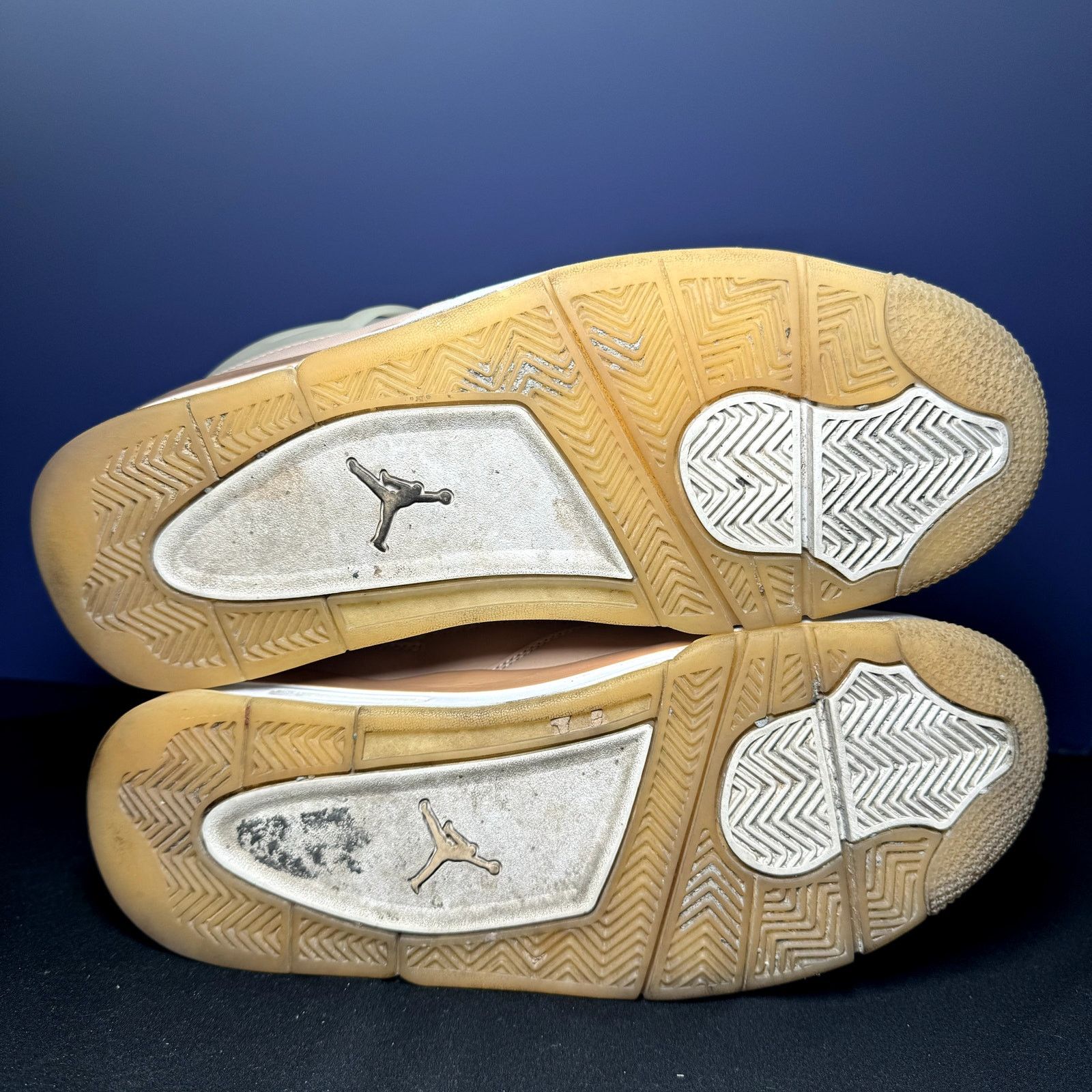 Jordan Brand × Nike Size 11.5 - Wmns Air Jordan 4 Retro Shimmer Women's Shoes Size US 11.5 / IT 41.5 - 7 Thumbnail