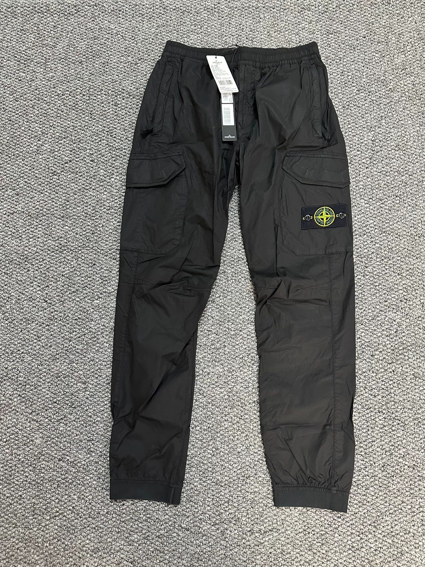 Stone Island stone island black cargo pants with tags Size US 30 / EU 46 - 1 Thumbnail