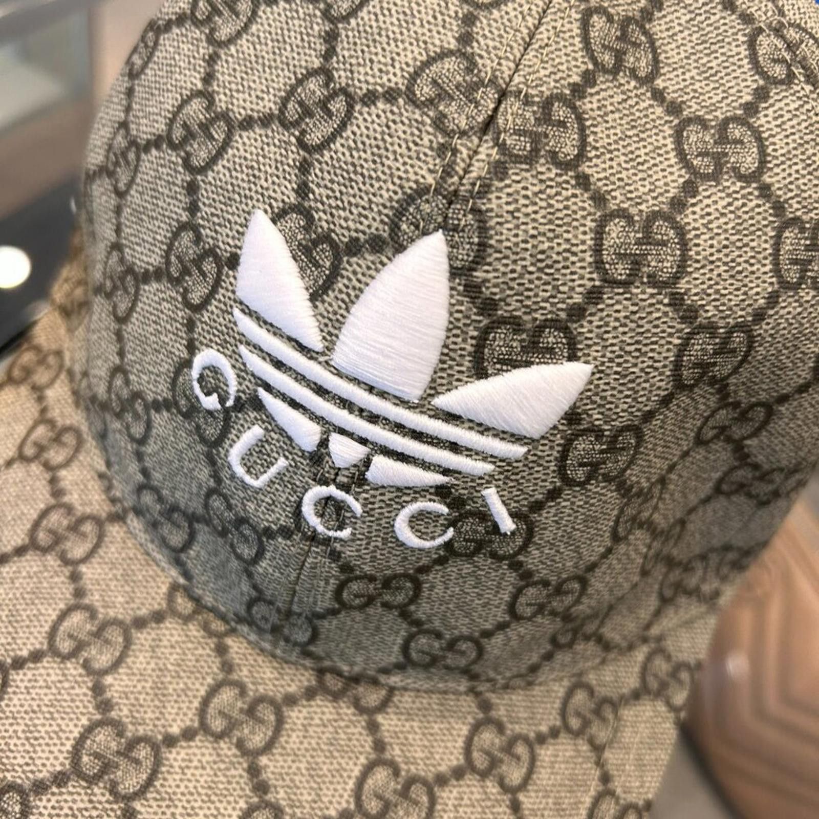Gucci NWT Adidas X Gucci Double Sided Baseball Hat size S Size ONE SIZE - 7 Thumbnail