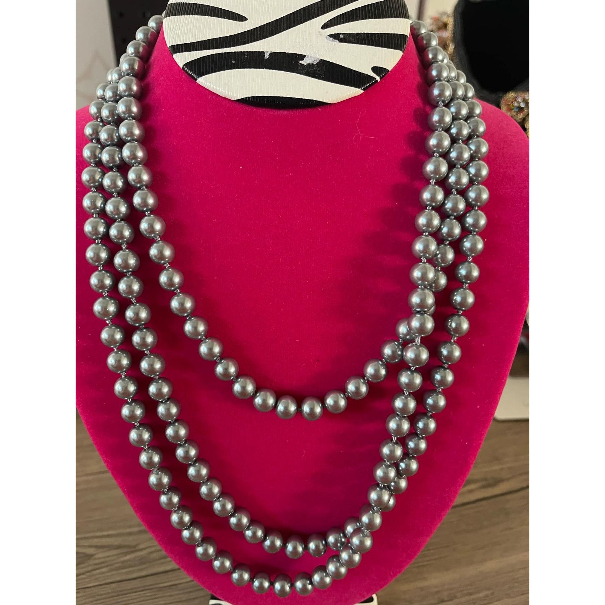 Other Ali Khan 60 Inch Grey Shell Pearl Necklace Size ONE SIZE - 1 Thumbnail