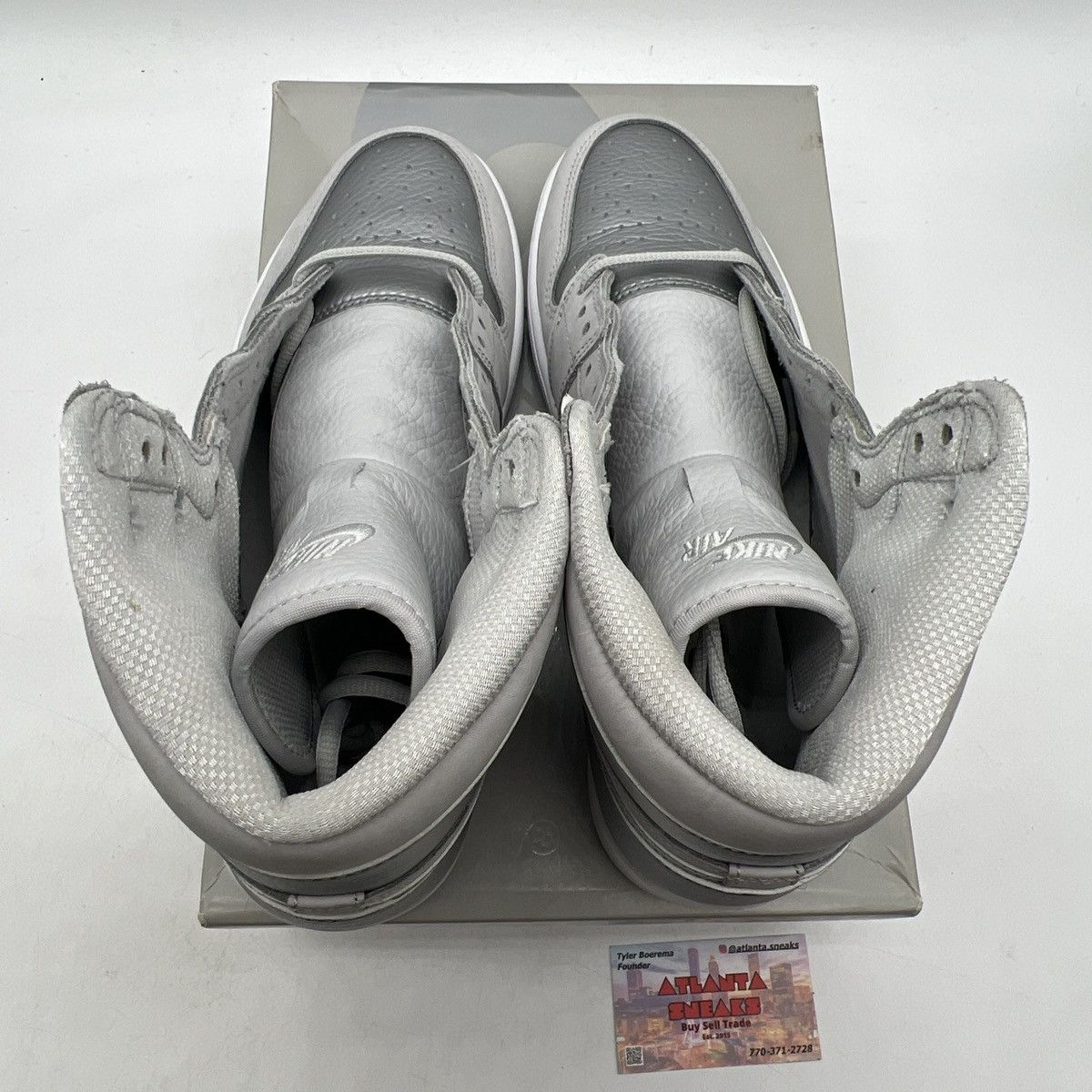 Nike Air Jordan 1 high Tokyo Size US 10.5 / EU 43-44 - 7 Thumbnail