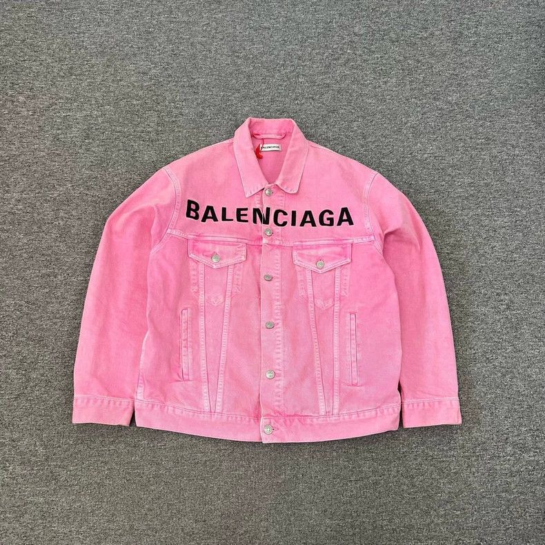 Balenciaga Balenciaga size 36 Embroidered Logo washed denim jacket 250 Size US M / EU 48-50 / 2 - 1 Thumbnail