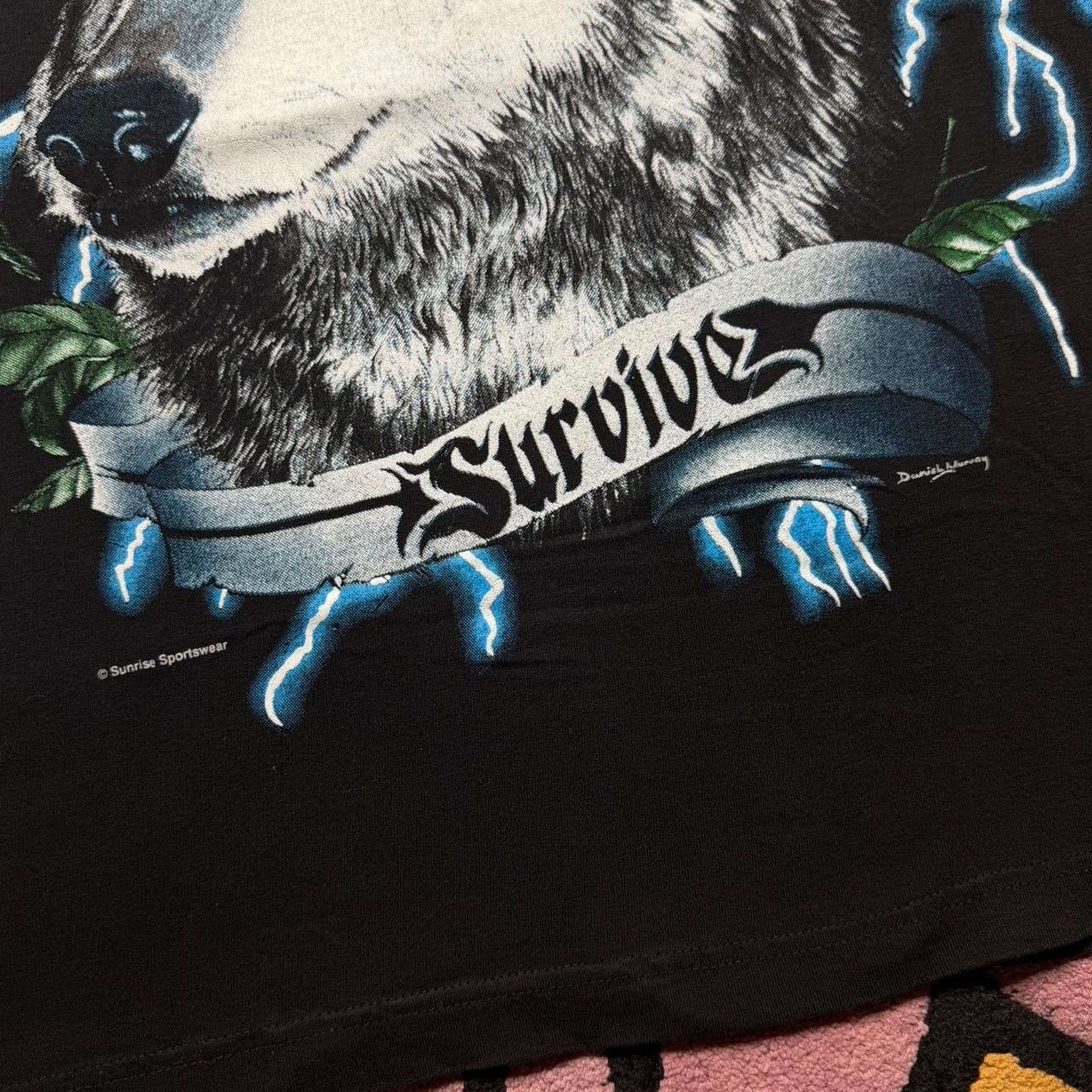 Vintage Vintage 90’s American USA Thunder Wolf Graphic T-shirt XL Size US XL / EU 56 / 4 - 3 Thumbnail
