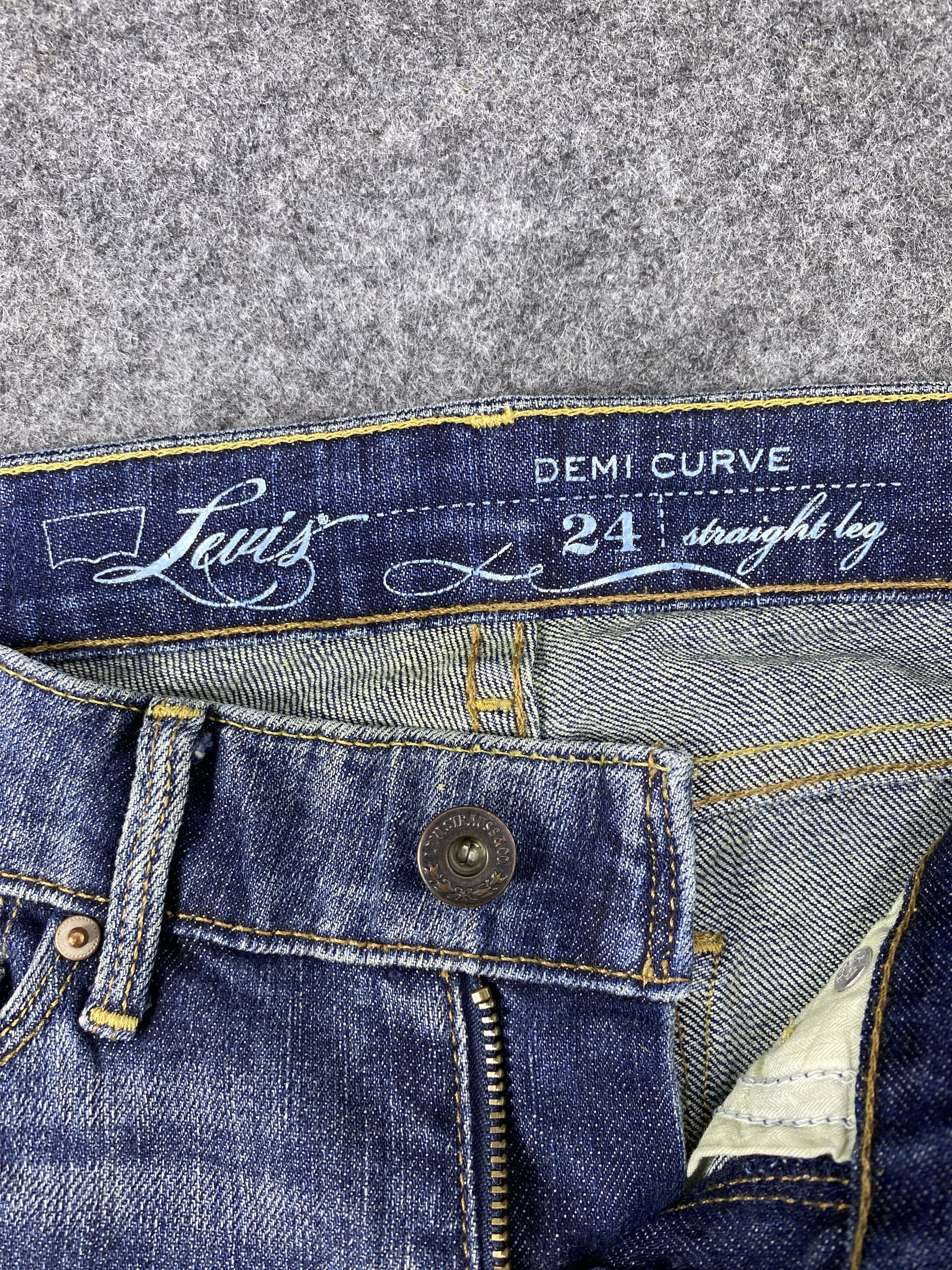 Jean Levi's Straight Leg Blue Wash Jeans - J1107 Size 27" / US 4 / IT 40 - 11 Thumbnail