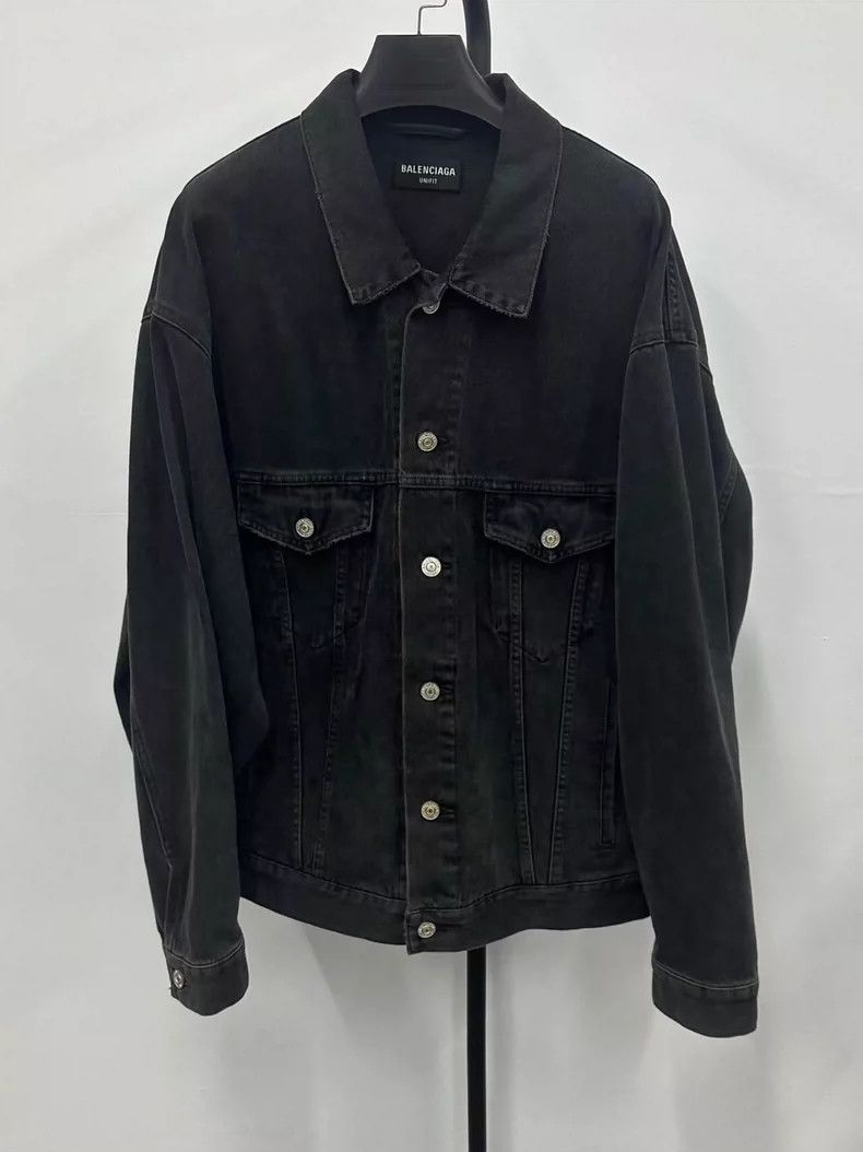 Balenciaga Balenciaga Painted Graffiti Double B Luminous Denim Jacket Size US XS / EU 42 / 0 - 1 Thumbnail