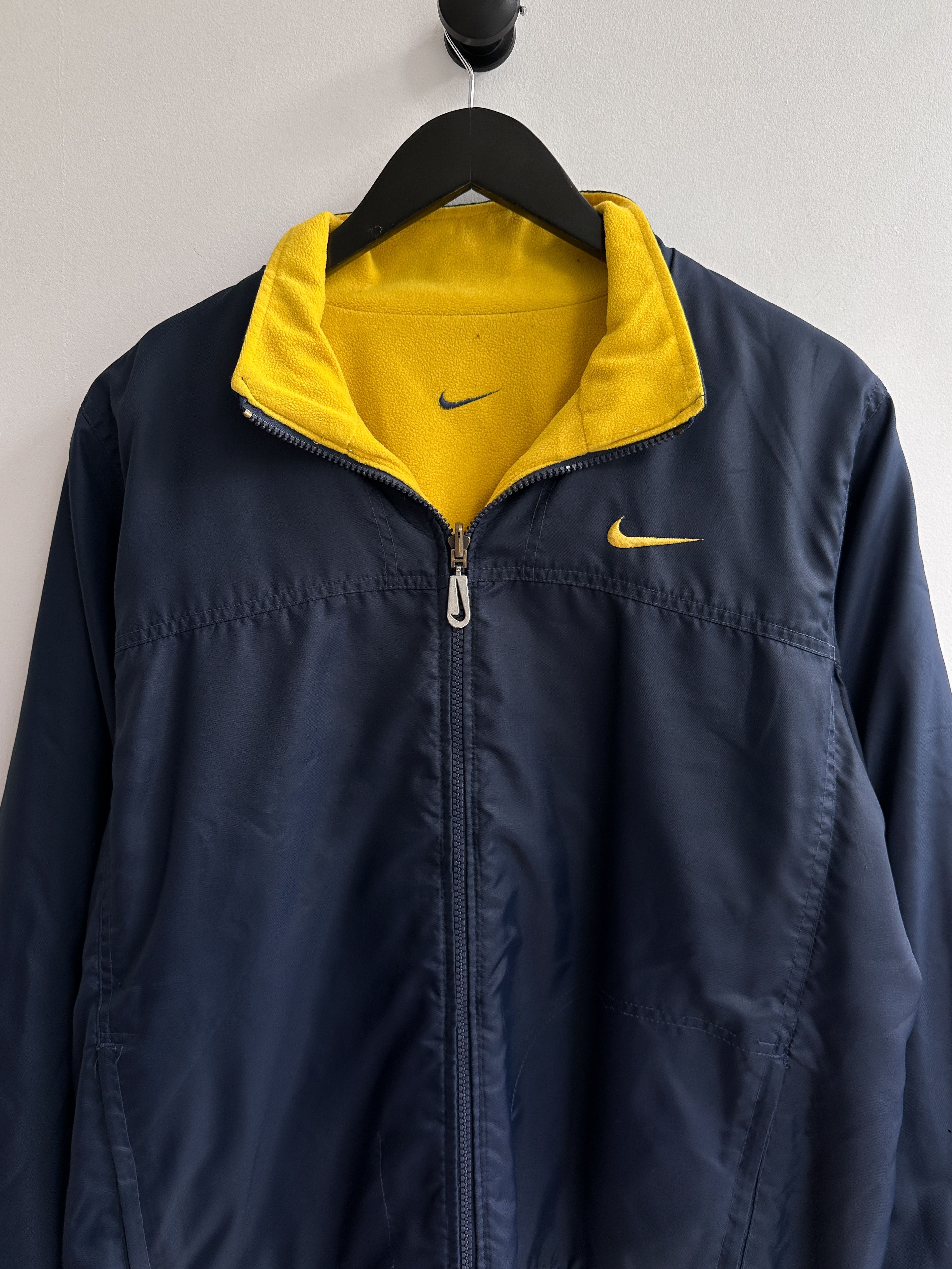 Nike Vintage Nike Reversible Nylon Fleece Jacket Size US M / EU 48-50 / 2 - 5 Thumbnail