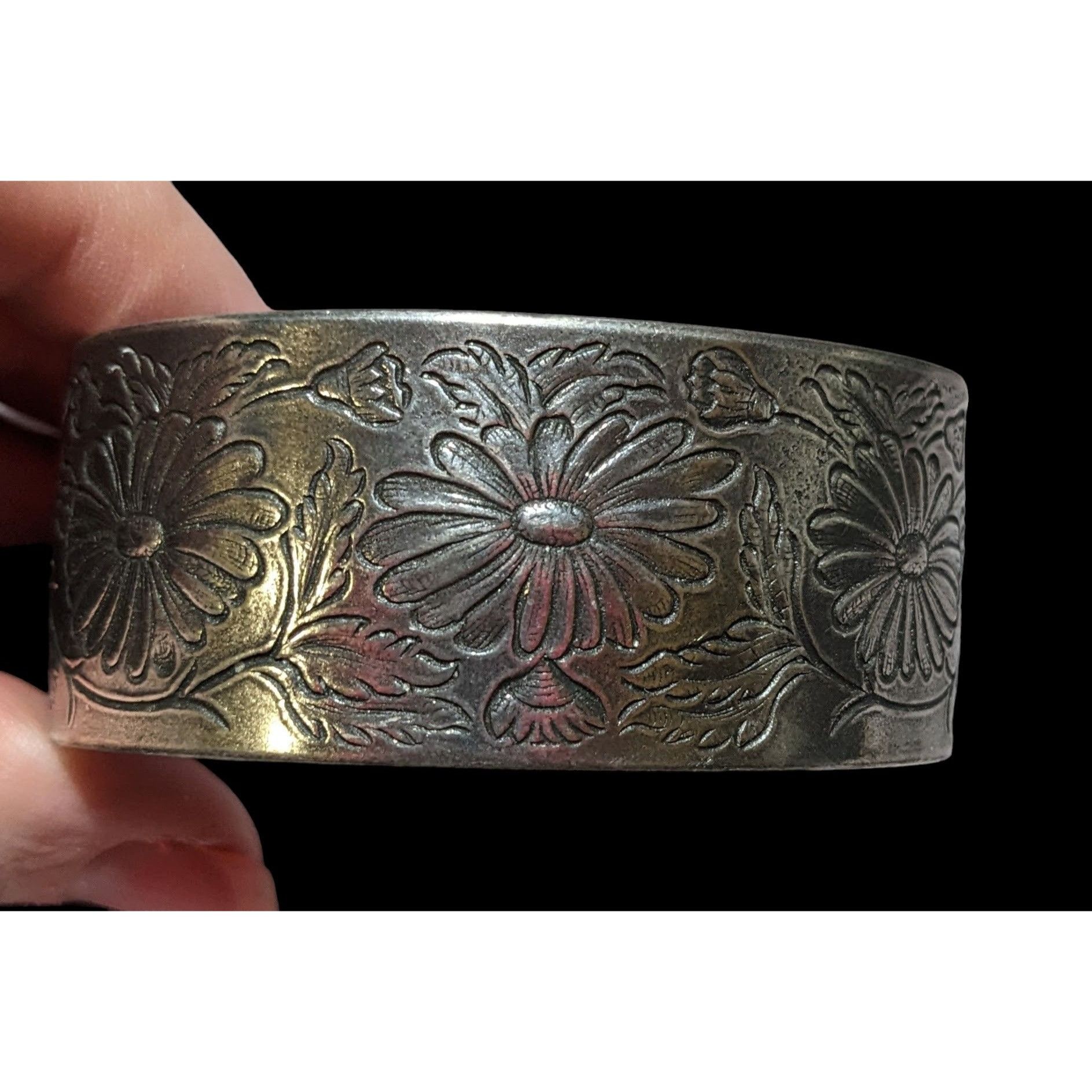 Other Salisbury Pewter September Floral Cuff Size ONE SIZE - 2 Thumbnail