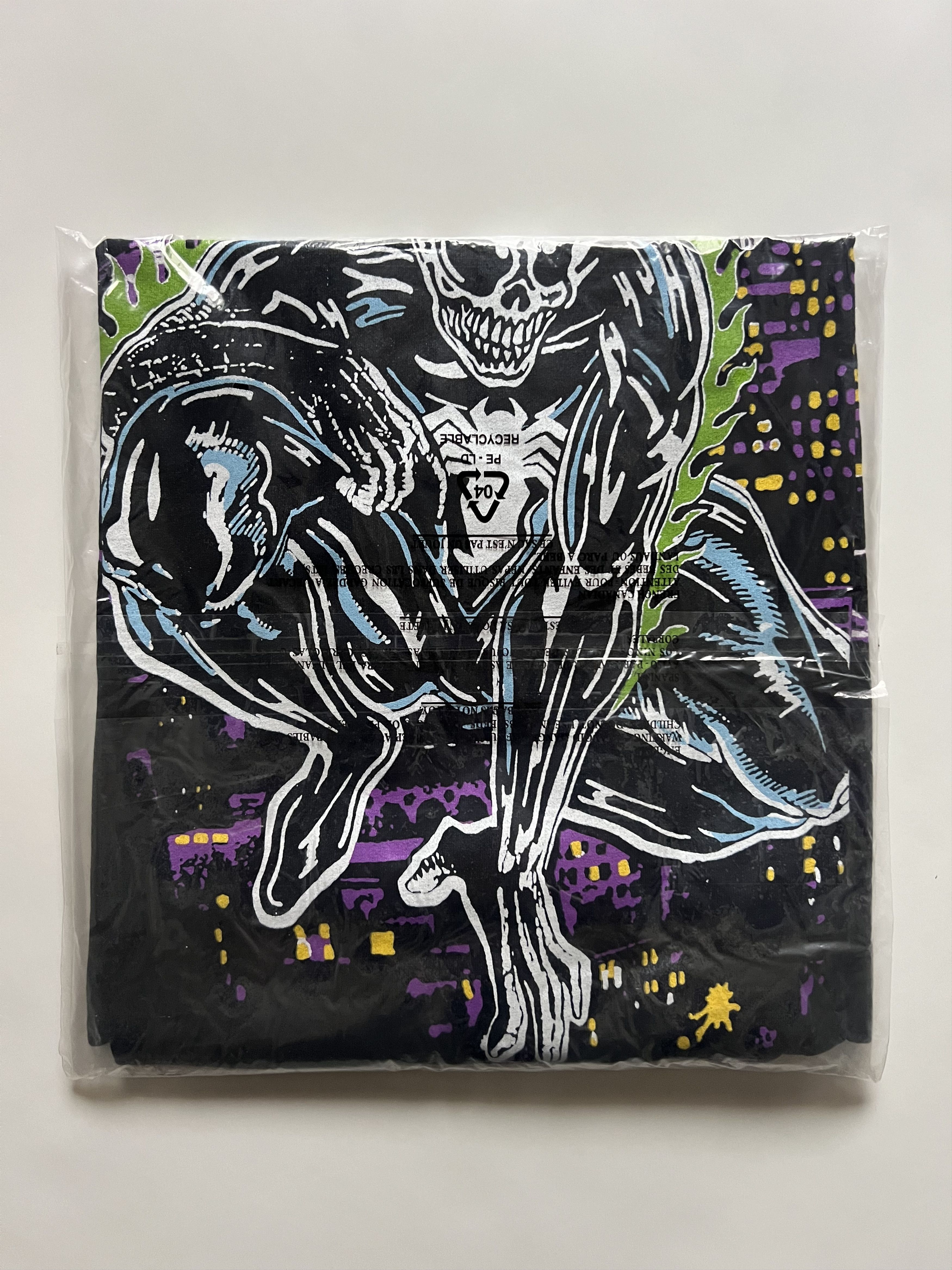 Warren Lotas Authentic Limited Edition Warren Lotas Venom City T-Shirt Size US L / EU 52-54 / 3 - 3 Thumbnail