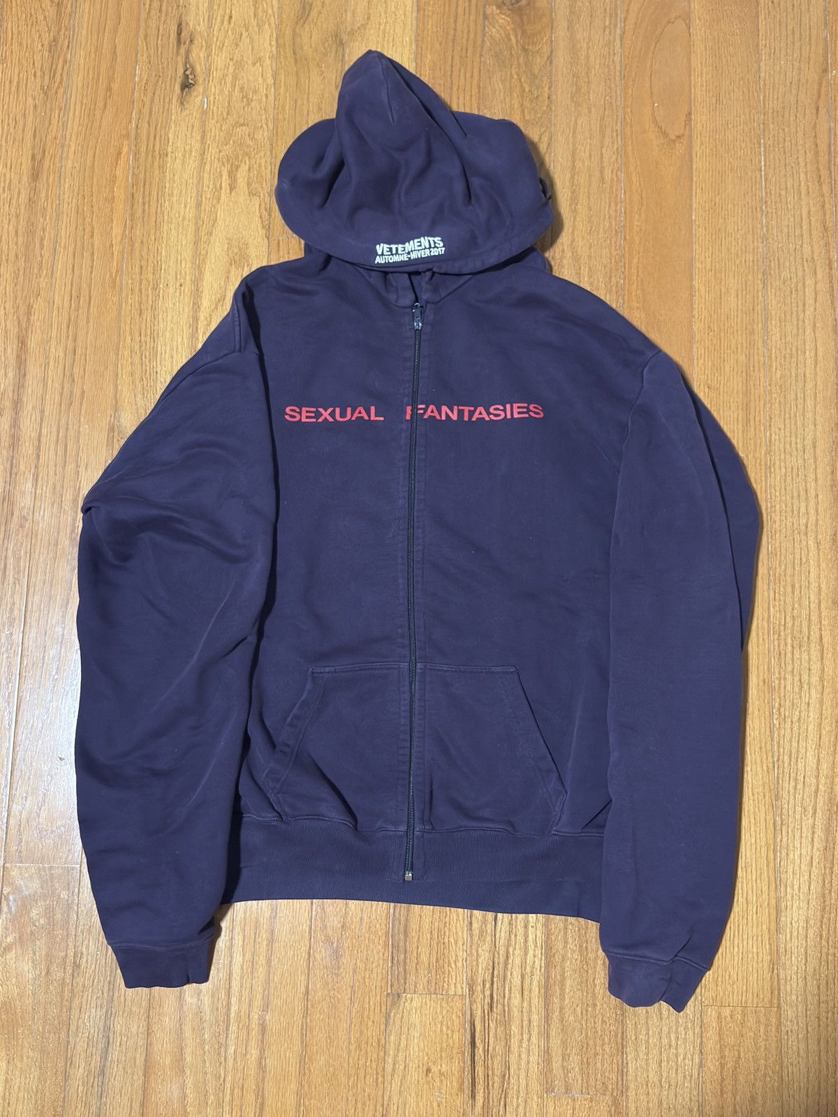 VETEMENTS ジャケット ユニセックス 美品 Vetements Vetements Sexual Fantasies Zip Up Hoodie | Grailed