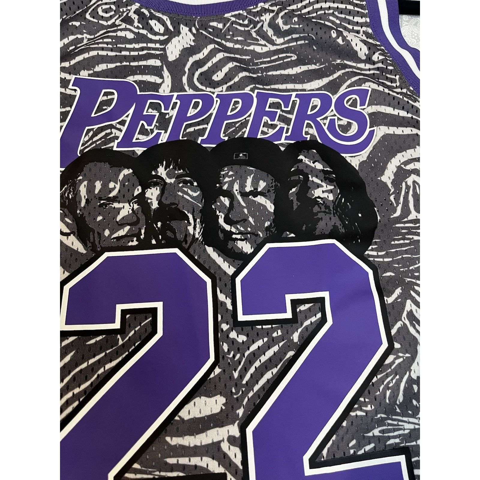 Other Red Hot Chili Peppers Unlimited Love Tour '22 Jersey Medium Size US M / EU 48-50 / 2 - 9 Thumbnail