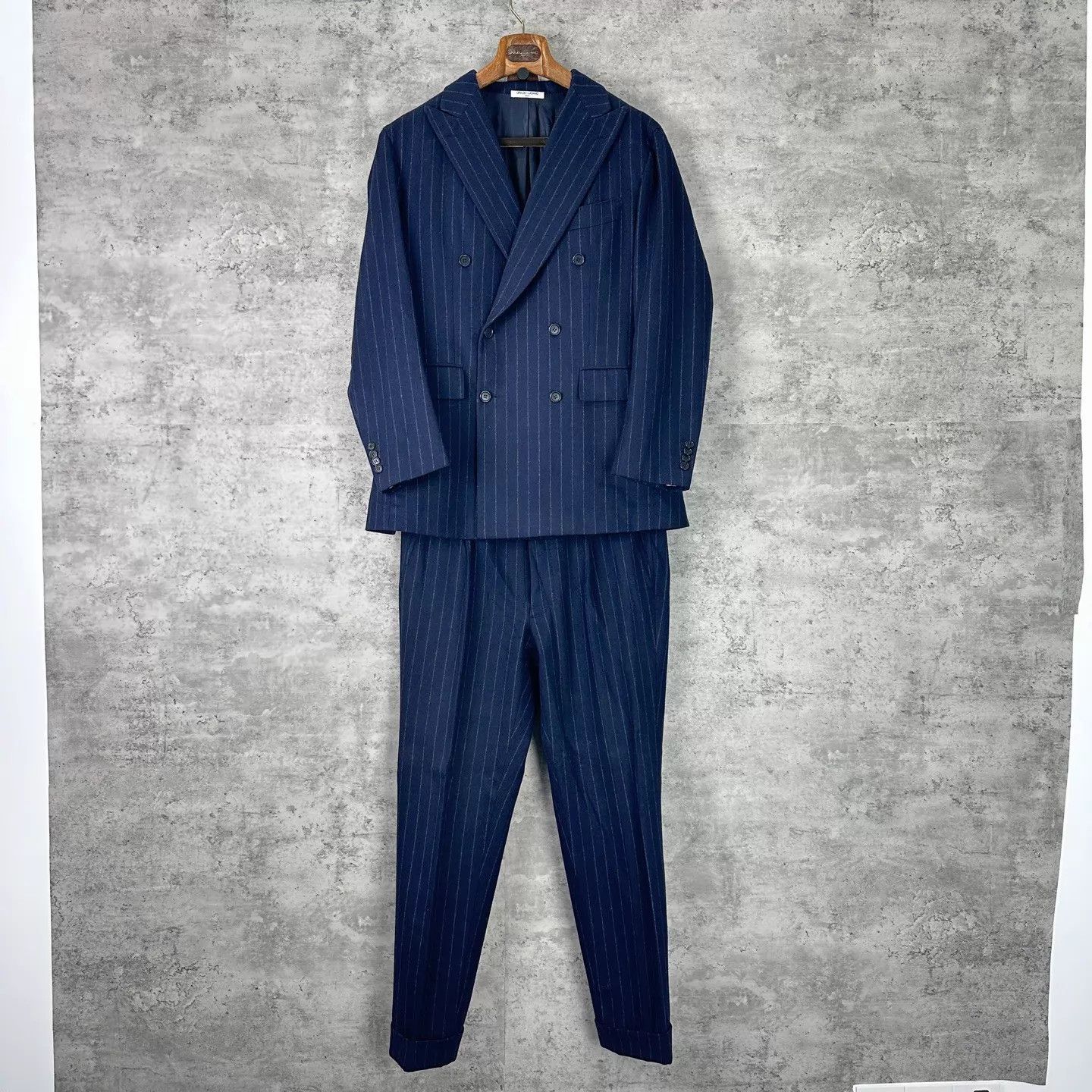Orazio Luciano Orazio Luciano x Ambrosi Napoli Bespoke Suit Size 50 Lightly Used Size 50R - 1 Thumbnail