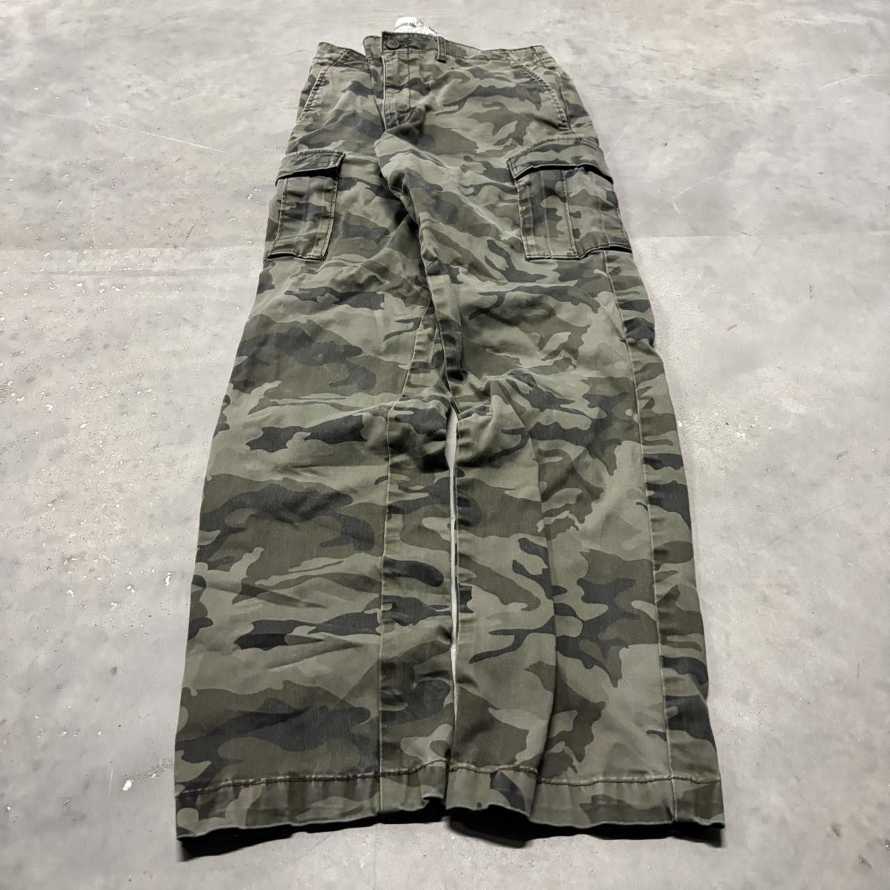 Japanese Brand × Vintage Crazy Vintage Y2K/2000s Grunge Camo Streetwear Cargo Pants! Size US 32 / EU 48 - 3 Thumbnail