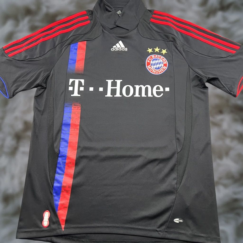 Adidas Adidas Shirt Bayern Munich 2007 2008 Third Football Jersey Mens Medium Black Short Sleeve Moisture Wicking Quick Dry Football Shirt Mens Size US M / EU 48-50 / 2 - 1 Thumbnail