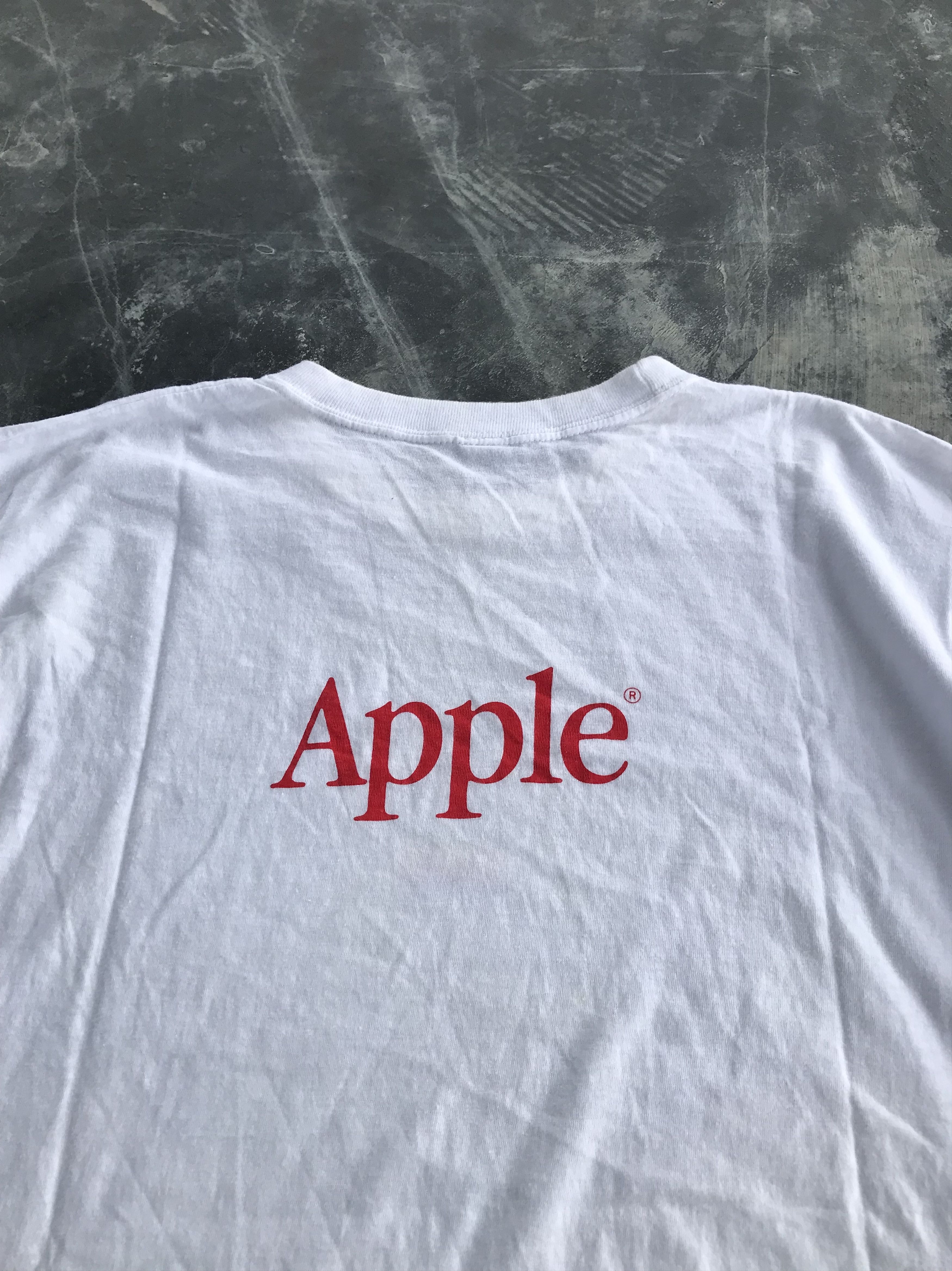 Vintage Vintage Apple Macintosh Tee Size US M / EU 48-50 / 2 - 7 Thumbnail