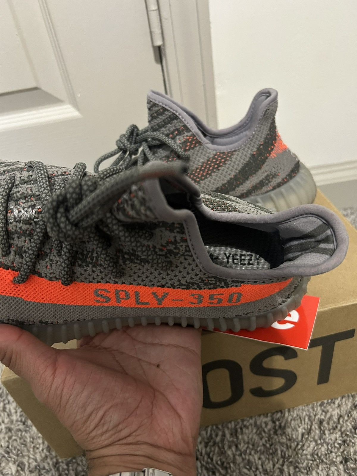Adidas Men’s Size 8.5 Adidas Yeezy Boost 350 V2 2016 Used Beluga Size US 8.5 / EU 41-42 - 4 Thumbnail