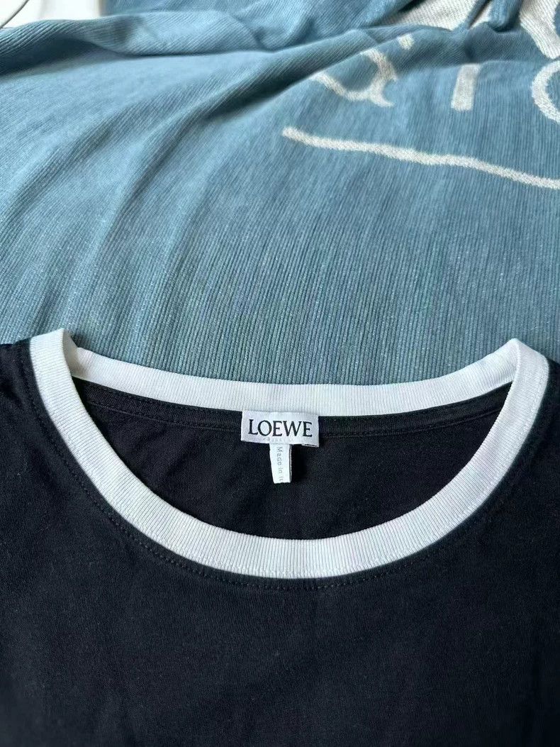 Loewe LOEWE Black and white embroidered logo short sleeve Size L / US 10 / IT 46 - 2 Thumbnail