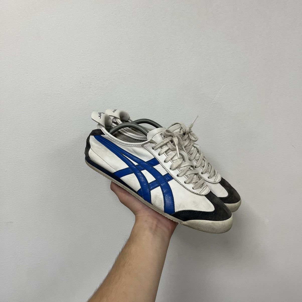 Asics VINTAGE ASICS ONITSUKA TIGER MEXICO 66 KILL BILL SNEAKERS Size US 8.5 / EU 41-42 - 2 Thumbnail