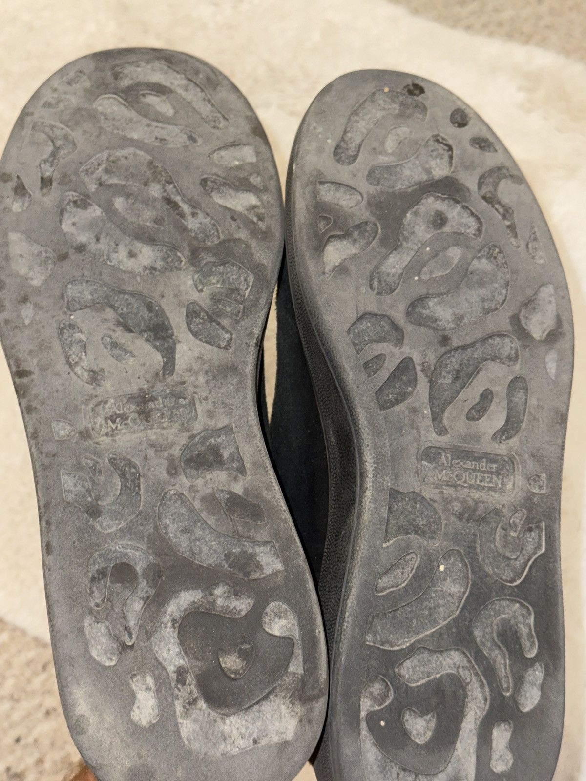 Alexander McQueen Alexander McQueen All Black Suede Sneakers Size US 8.5 / EU 41-42 - 9 Thumbnail