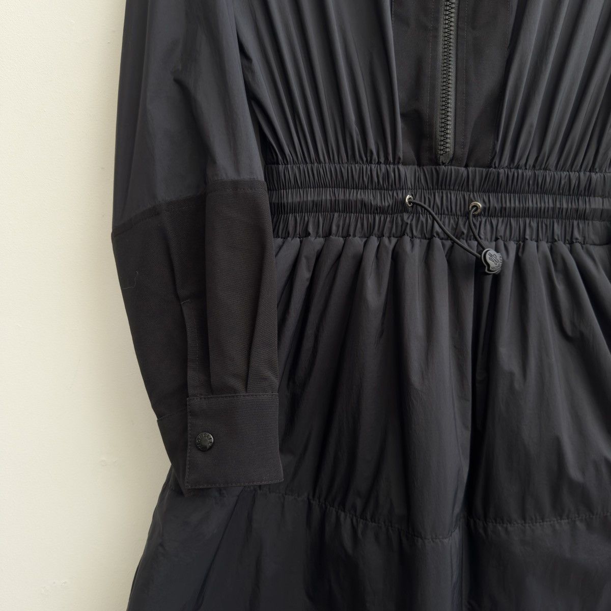 Moncler Moncler Nylon Hybrid Dress In Black Size XS / US 0-2 / IT 36-38 - 9 Thumbnail