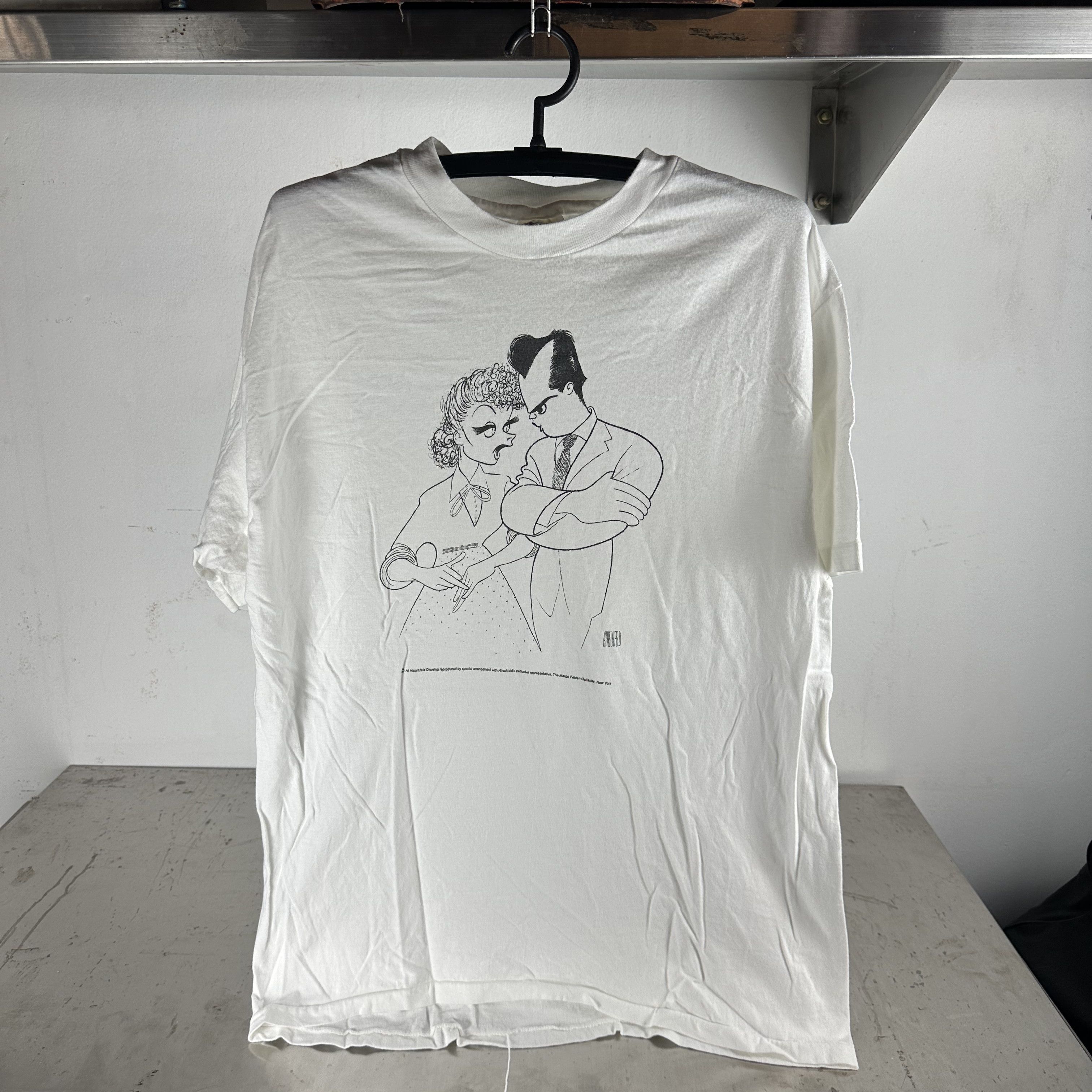 Vintage ​Vintage 90s Al Hirschfeld Drawing Artwork XL T-shirt Size US XL / EU 56 / 4 - 1 Thumbnail