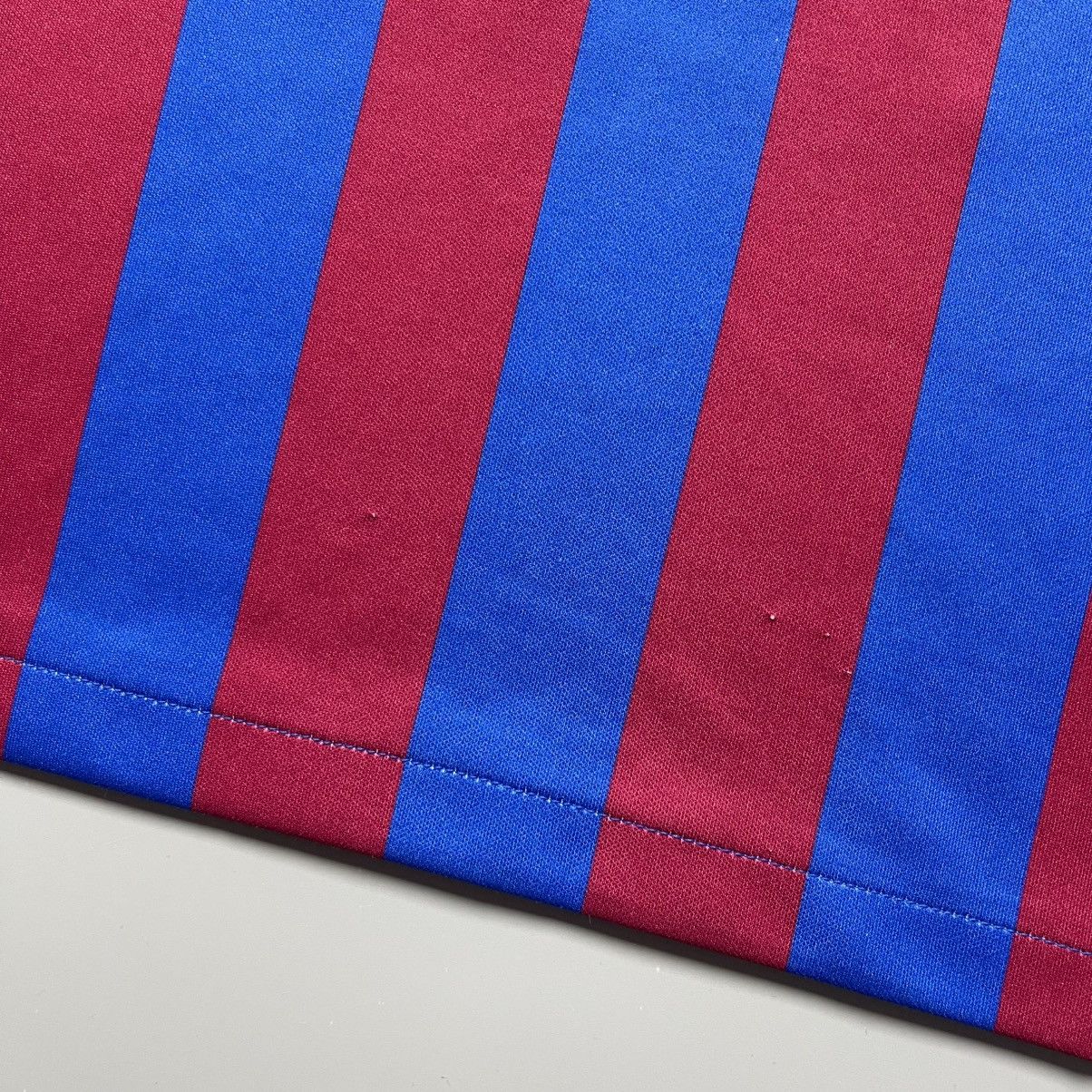 Nike BARCELONA NIKE 2021/2022 FOOTBALL HOME JERSEY #19 AGUERO Size US M / EU 48-50 / 2 - 8 Thumbnail