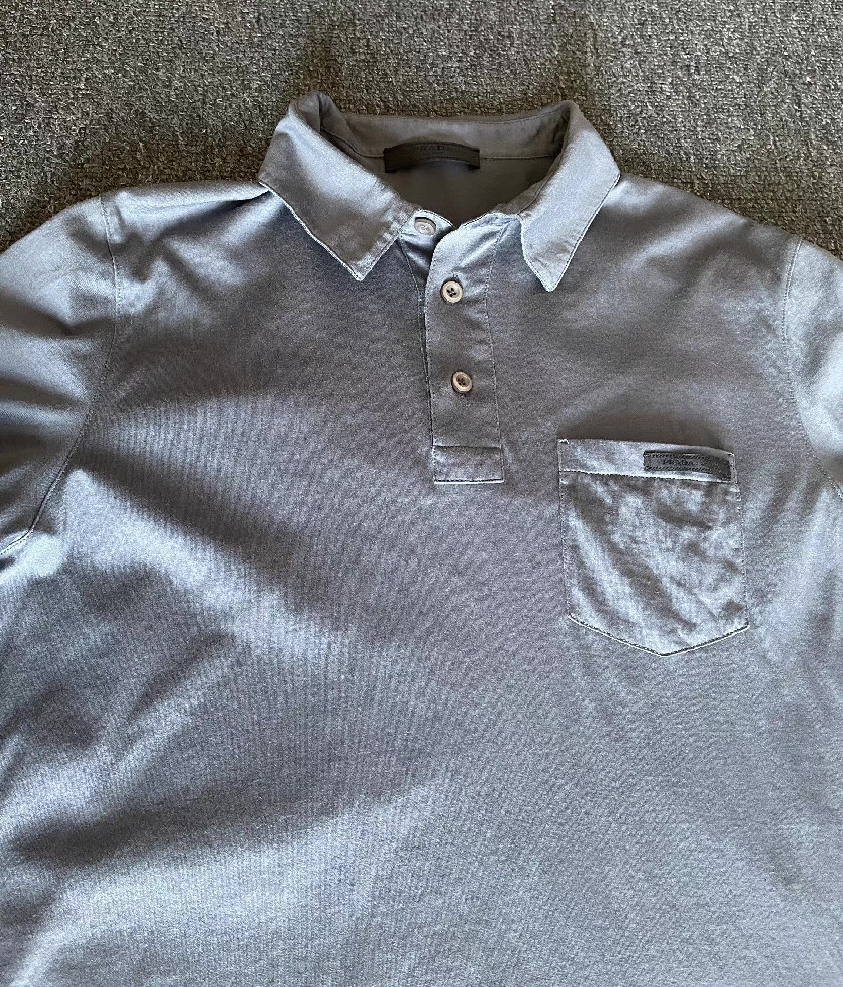 Prada Prada grey short-sleeve polo shirt. Q4 Size US S / EU 44-46 / 1 - 2 Thumbnail