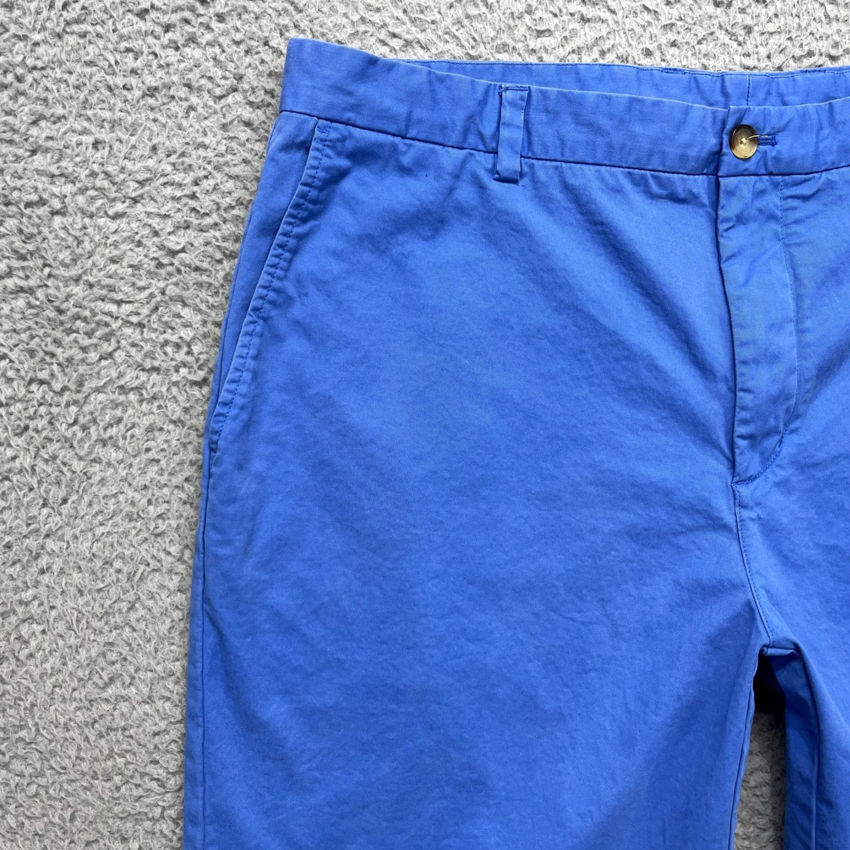 Vineyard Vines VINTAGE? No. Vineyard Vines Breaker Shorts Mens 40 Blue Stretch Chino Golf Casual Summer Mens Size US 40 / EU 56 - 2 Thumbnail