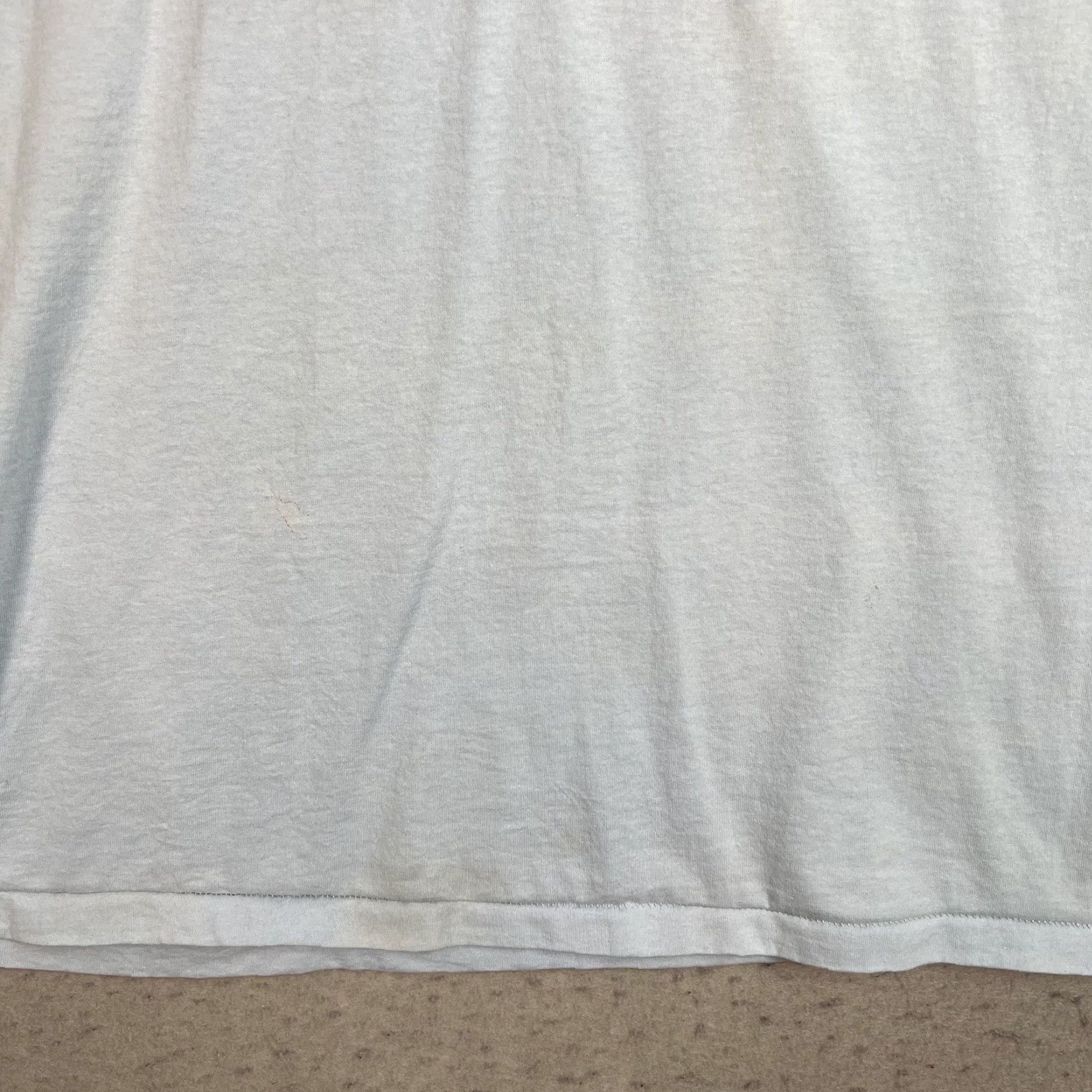 Hanes VINTAGE 80s Tucson Arizona Water Pride In Service Pocket T Shirt Adult Large Blue Hanes Cotton Blend Graphic Tee Mens Large Uri? Size US L / EU 52-54 / 3 - 7 Thumbnail