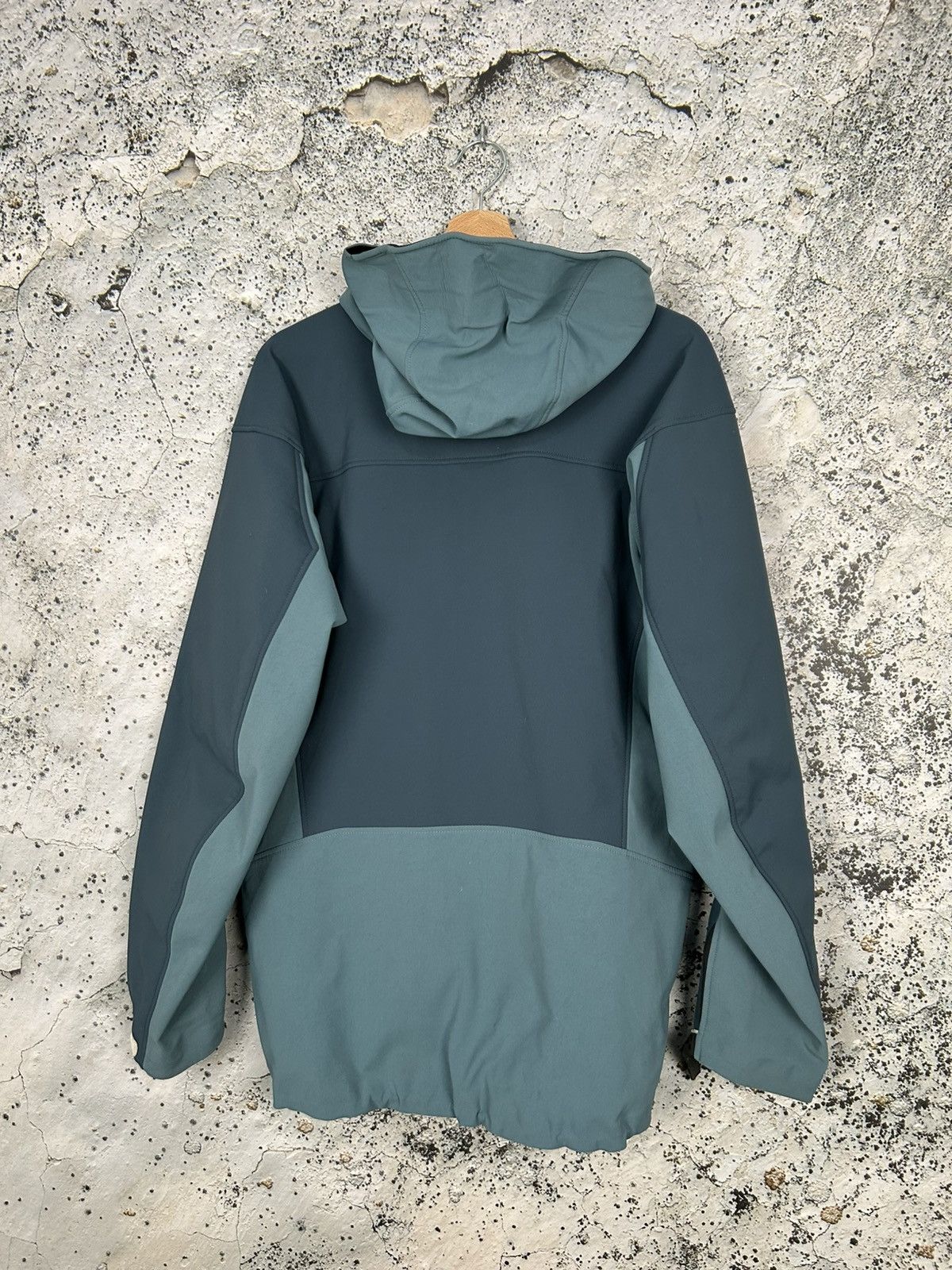 Haglofs Haglofs Gorpcore Outdoor Softshell Streetwear Size US L / EU 52-54 / 3 - 5 Thumbnail