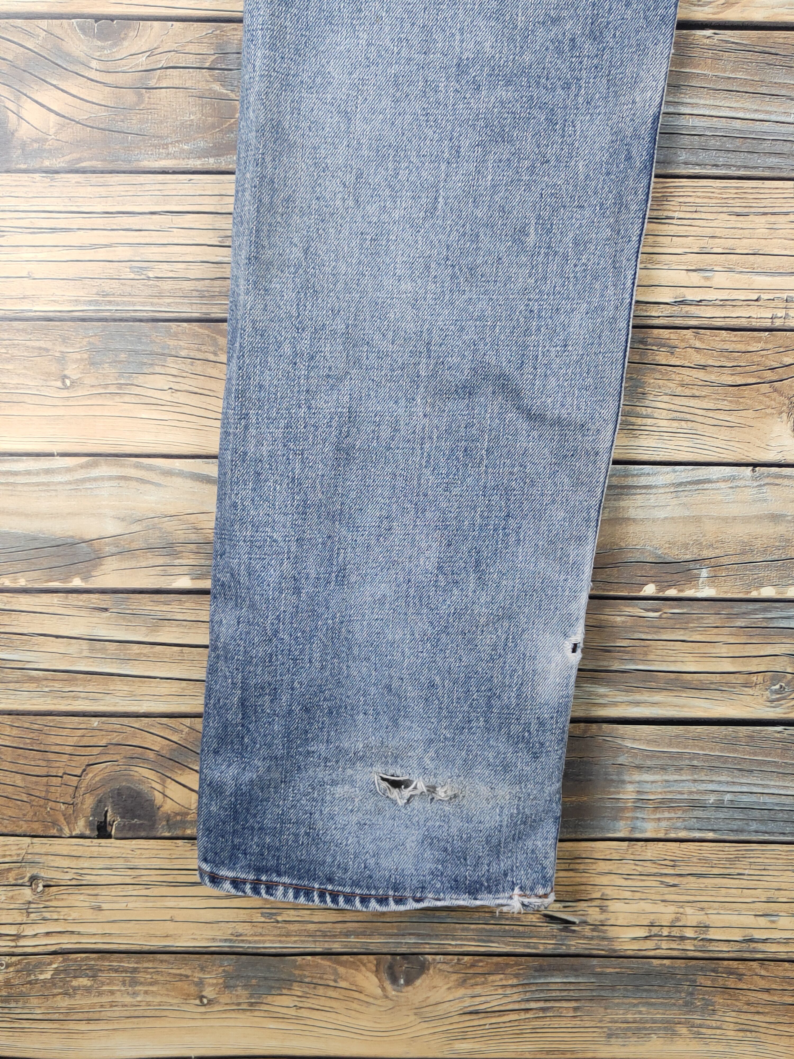 Vintage Bobson Blue Distressed Ripped vintage denim Jeans #W1480 Size US 31 - 10 Thumbnail
