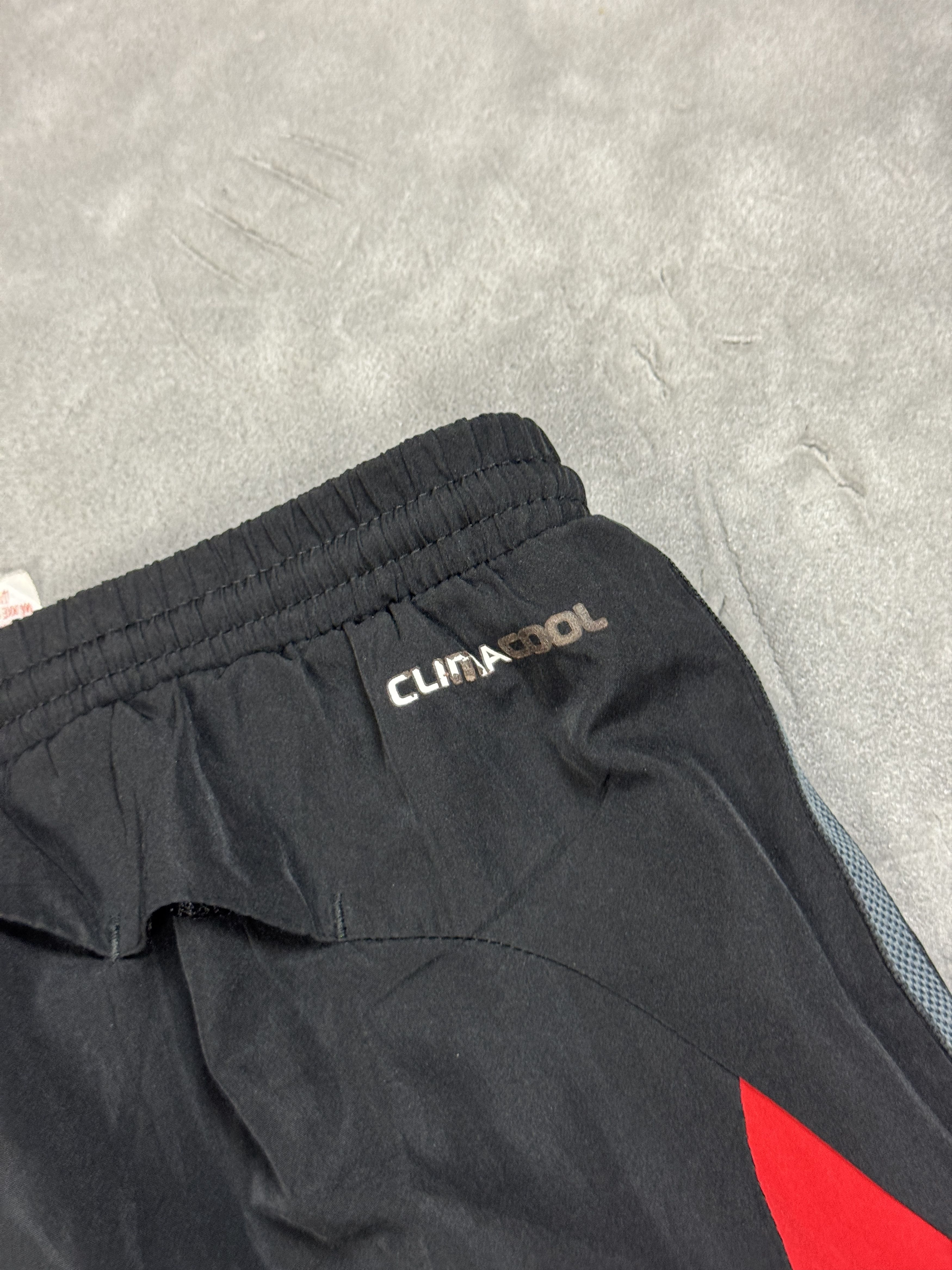 Adidas Adidas Retro Streetwear Y2K Sweatpants (S) retro vintage Size US 30 / EU 46 - 11 Thumbnail